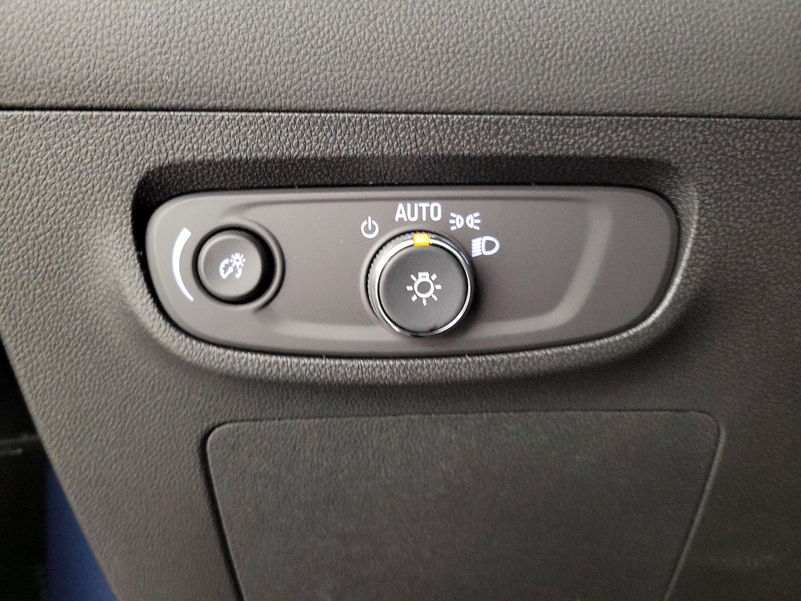 2026 Buick Encore GX Sport Touring - Photo 14