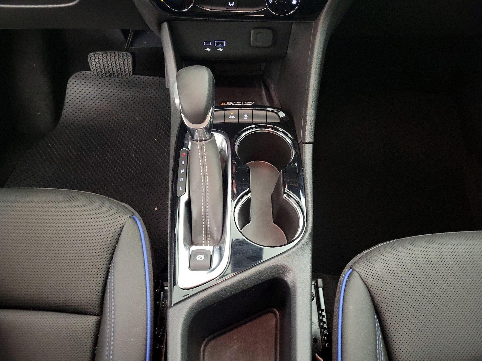 2026 Buick Encore GX Sport Touring - Photo 18