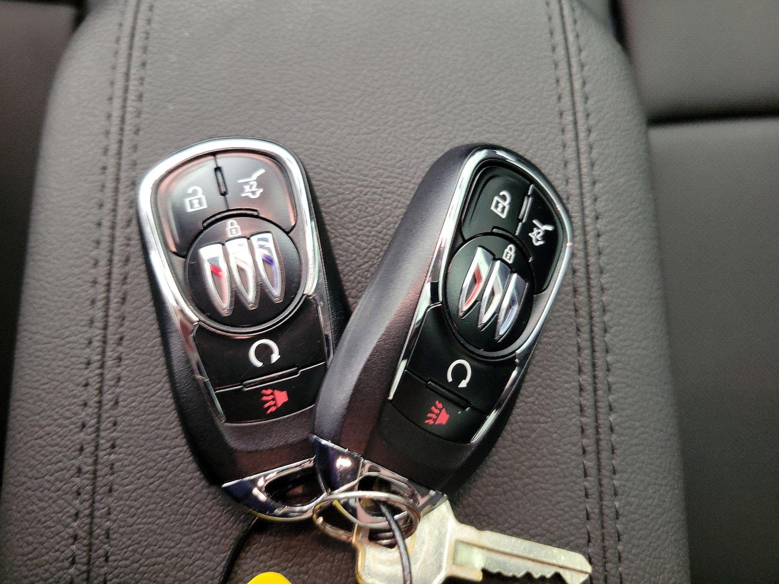 2026 Buick Encore GX Sport Touring - Photo 23