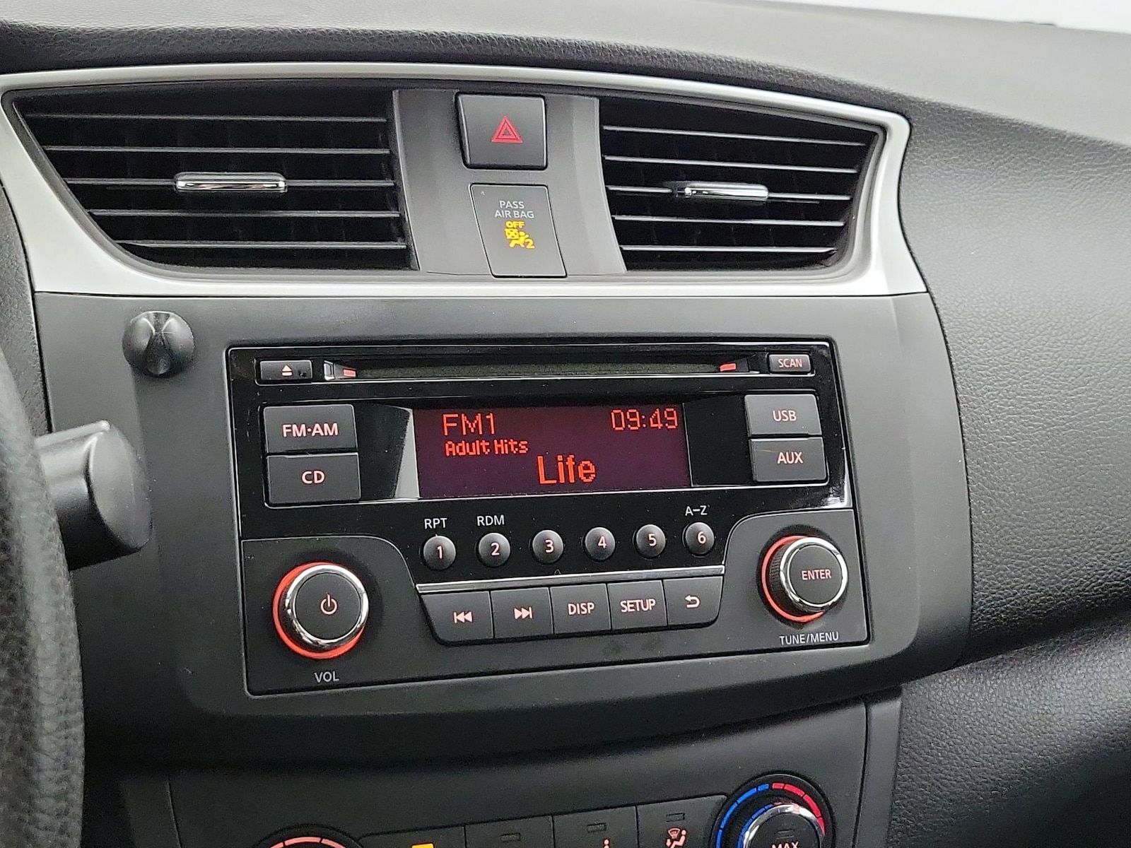 2016 Nissan Sentra S - Photo 15