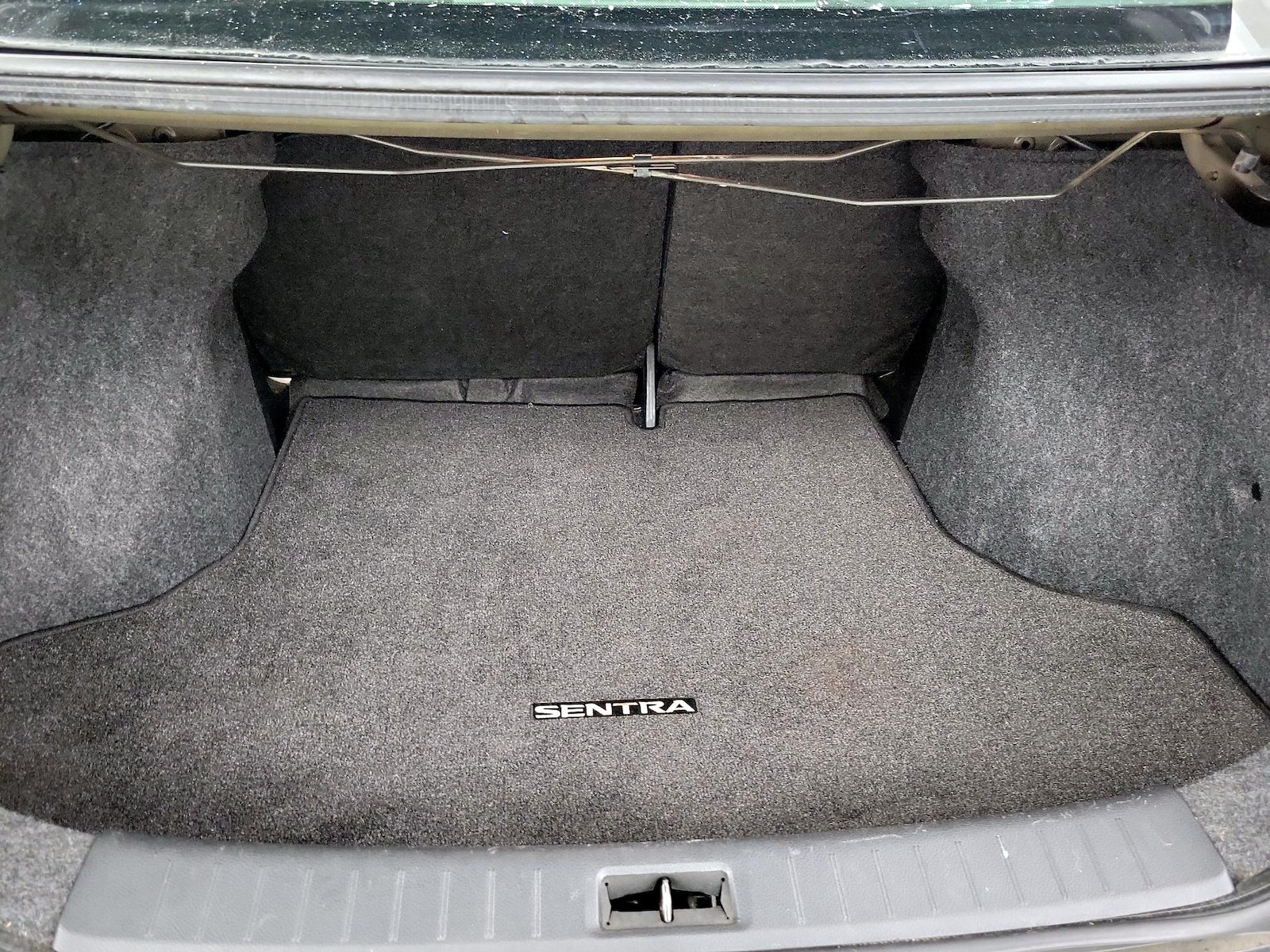 2016 Nissan Sentra S - Photo 20