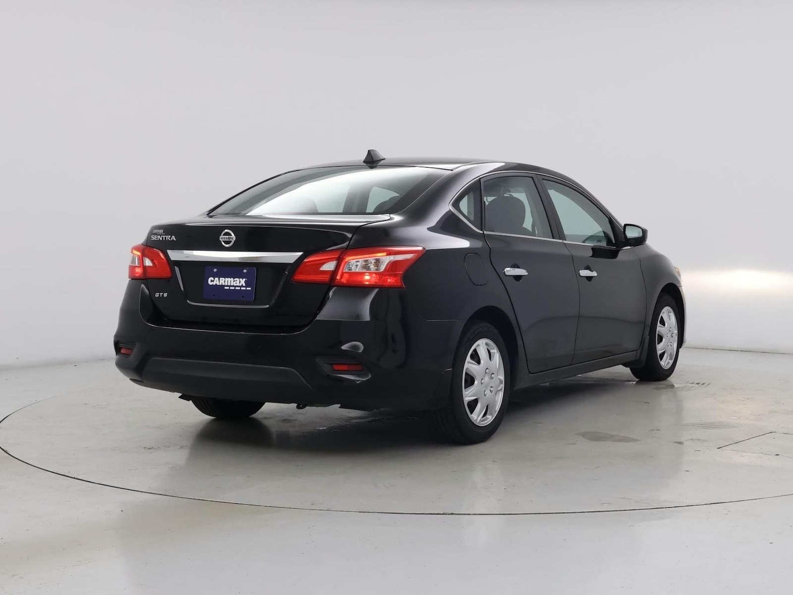 2016 Nissan Sentra S - Photo 9