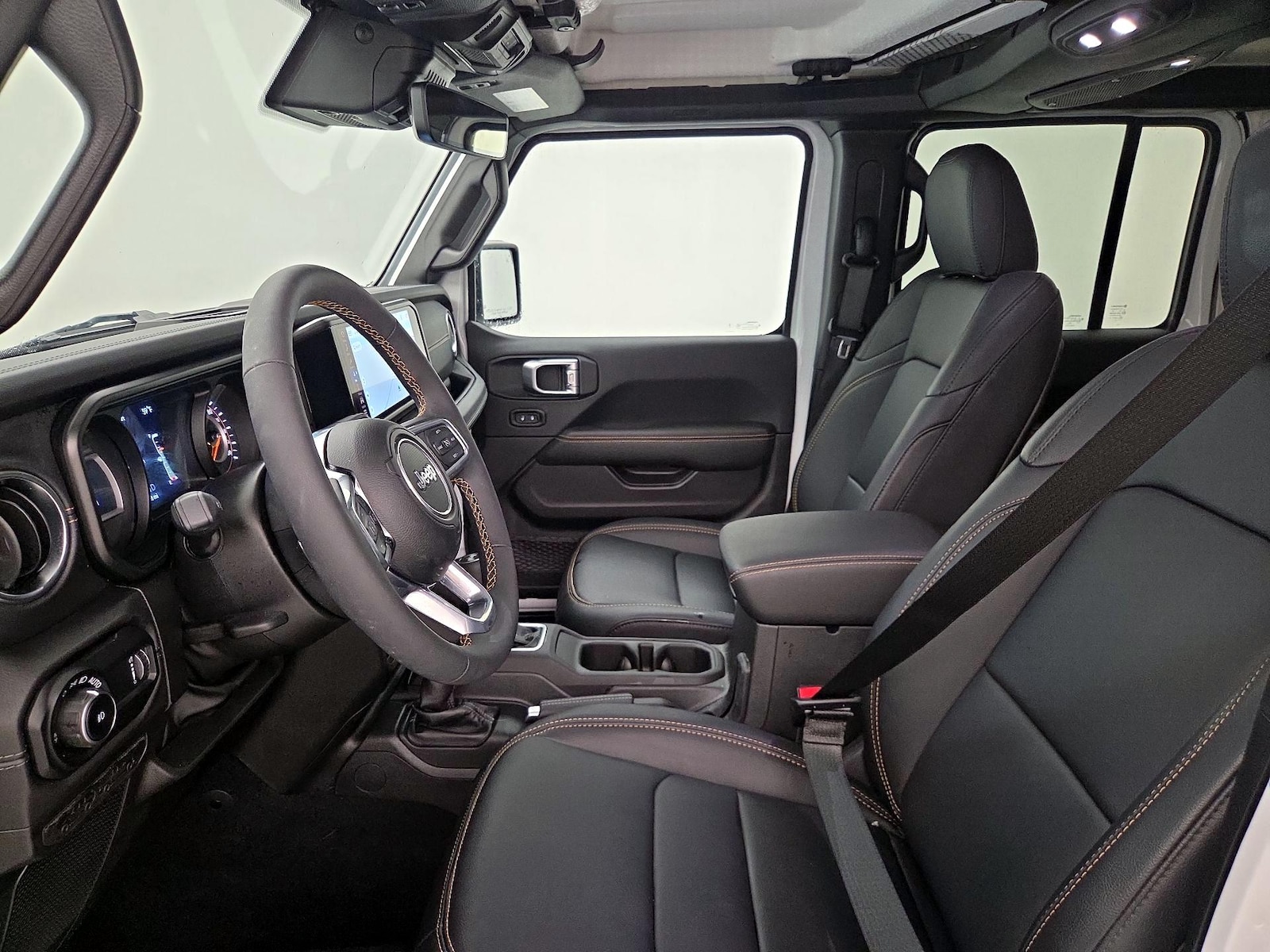 2024 Jeep Wrangler 4-Door Sahara - Photo 12
