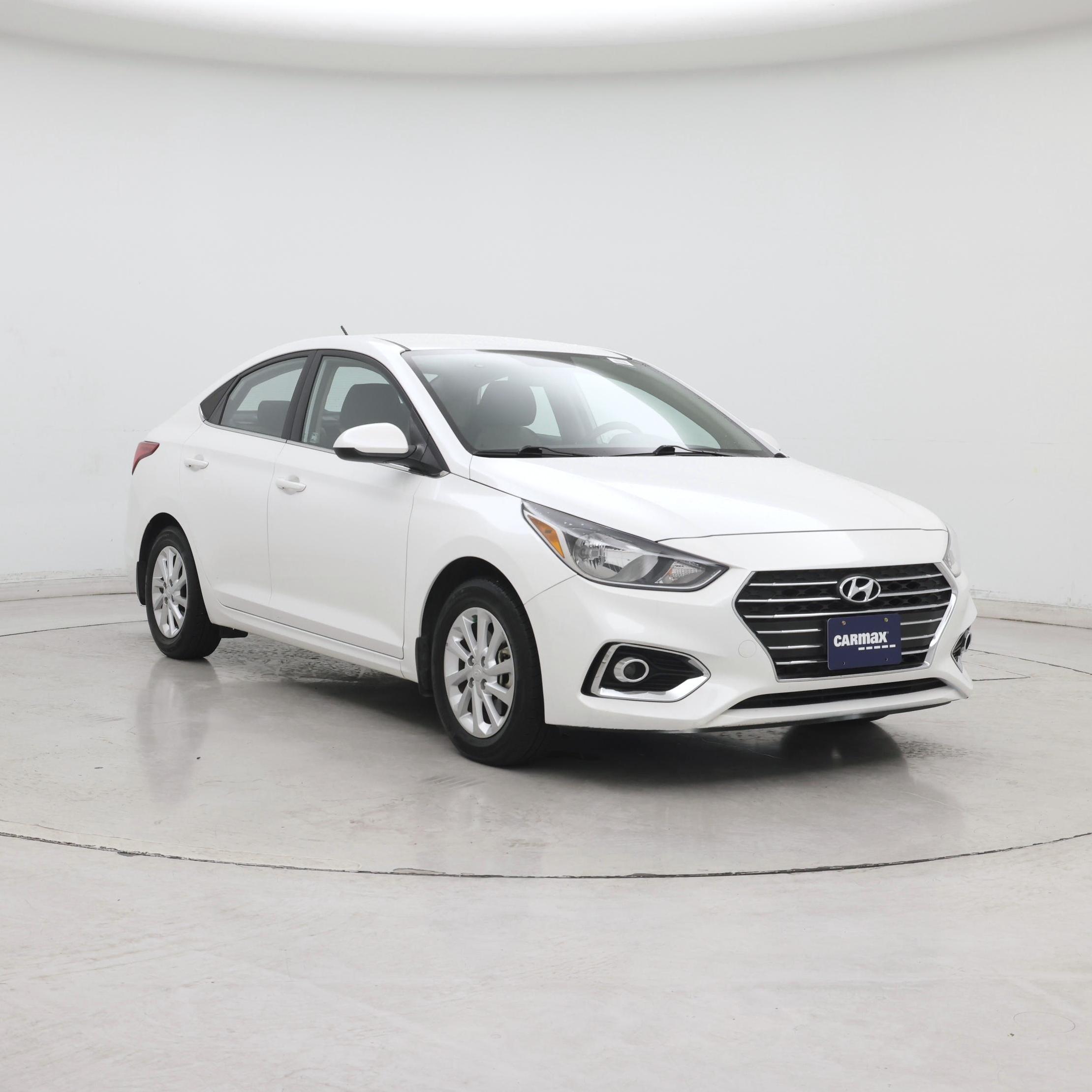 White 2020 Hyundai Accent Sedan Front-Wheel Drive Automatic