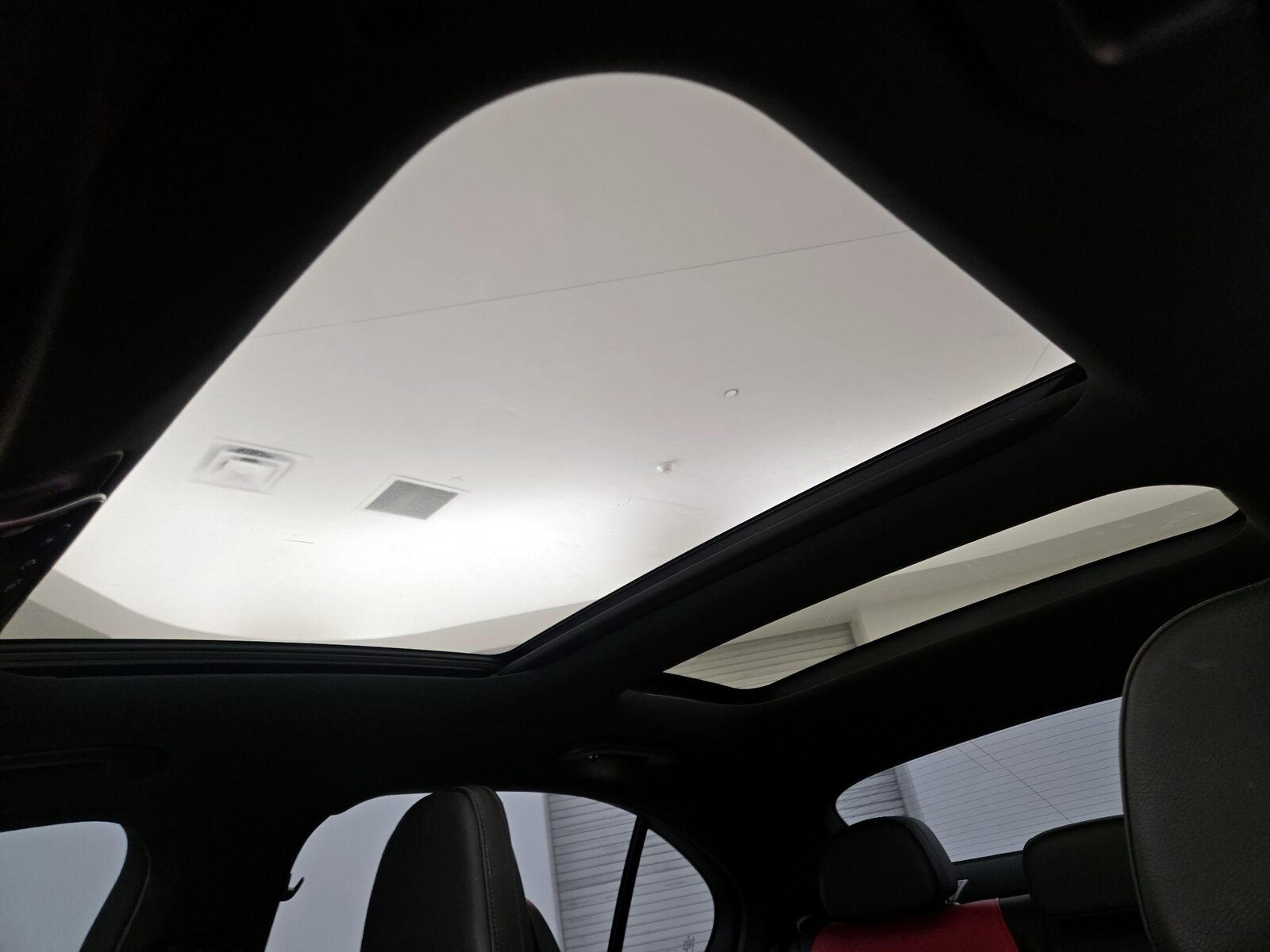 Panoramic Sunroof