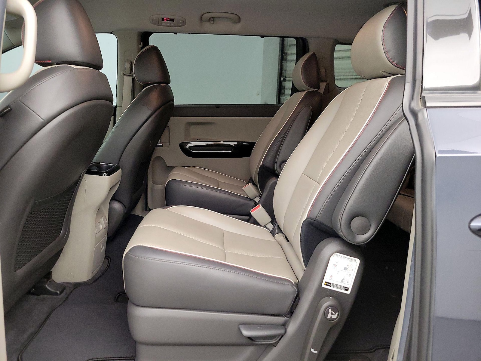 2015 Kia Sedona SX - Photo 21