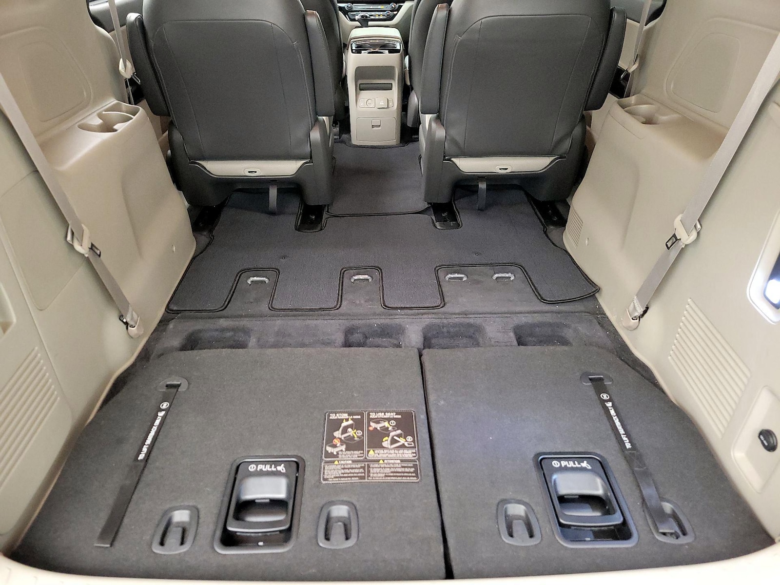 2015 Kia Sedona SX - Photo 24