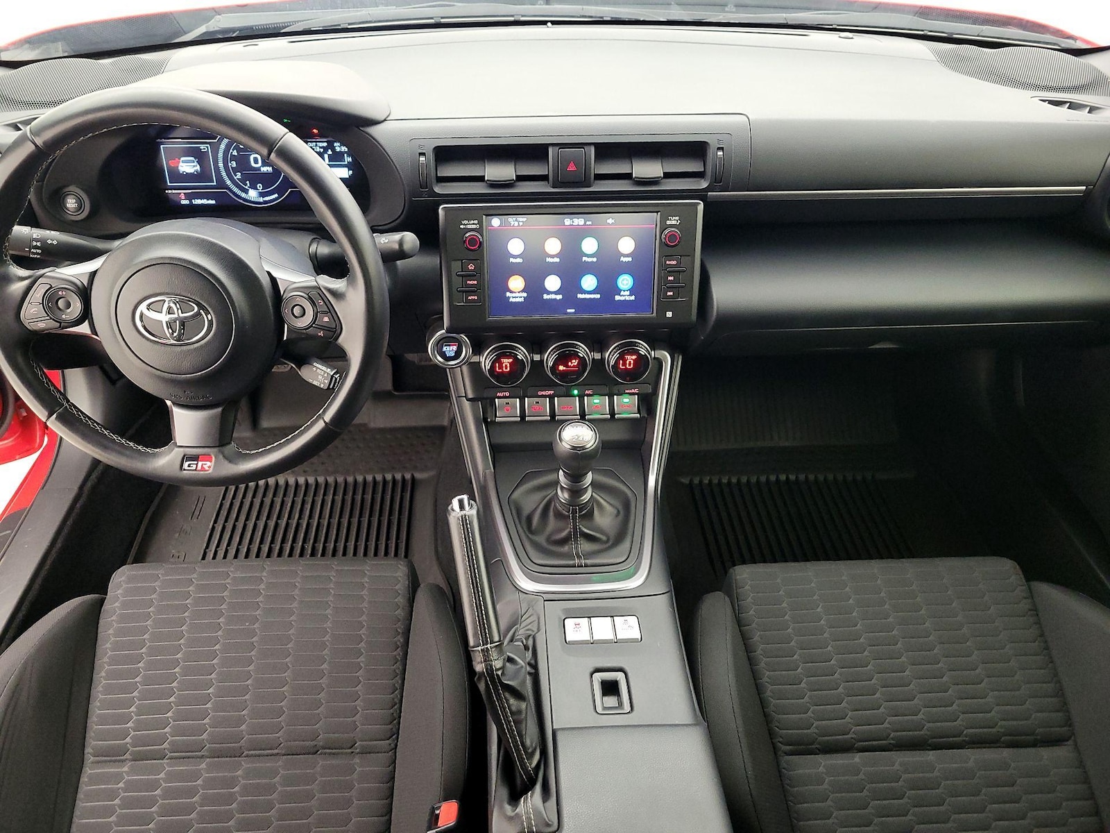 Apple CarPlay® & Android Auto™