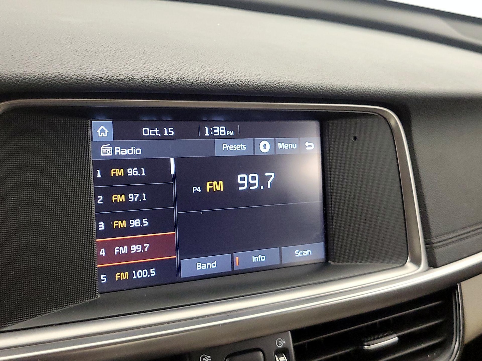 2018 Kia Optima EX - Photo 16