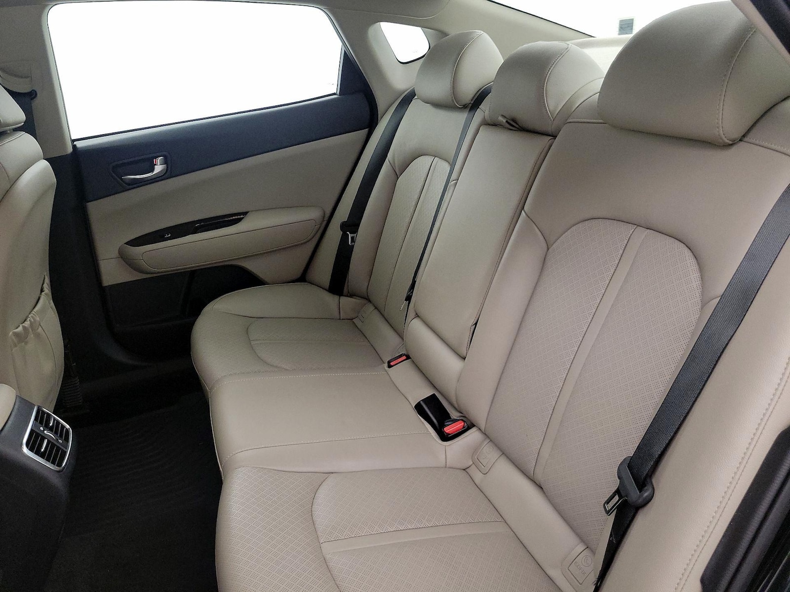 2018 Kia Optima EX - Photo 20