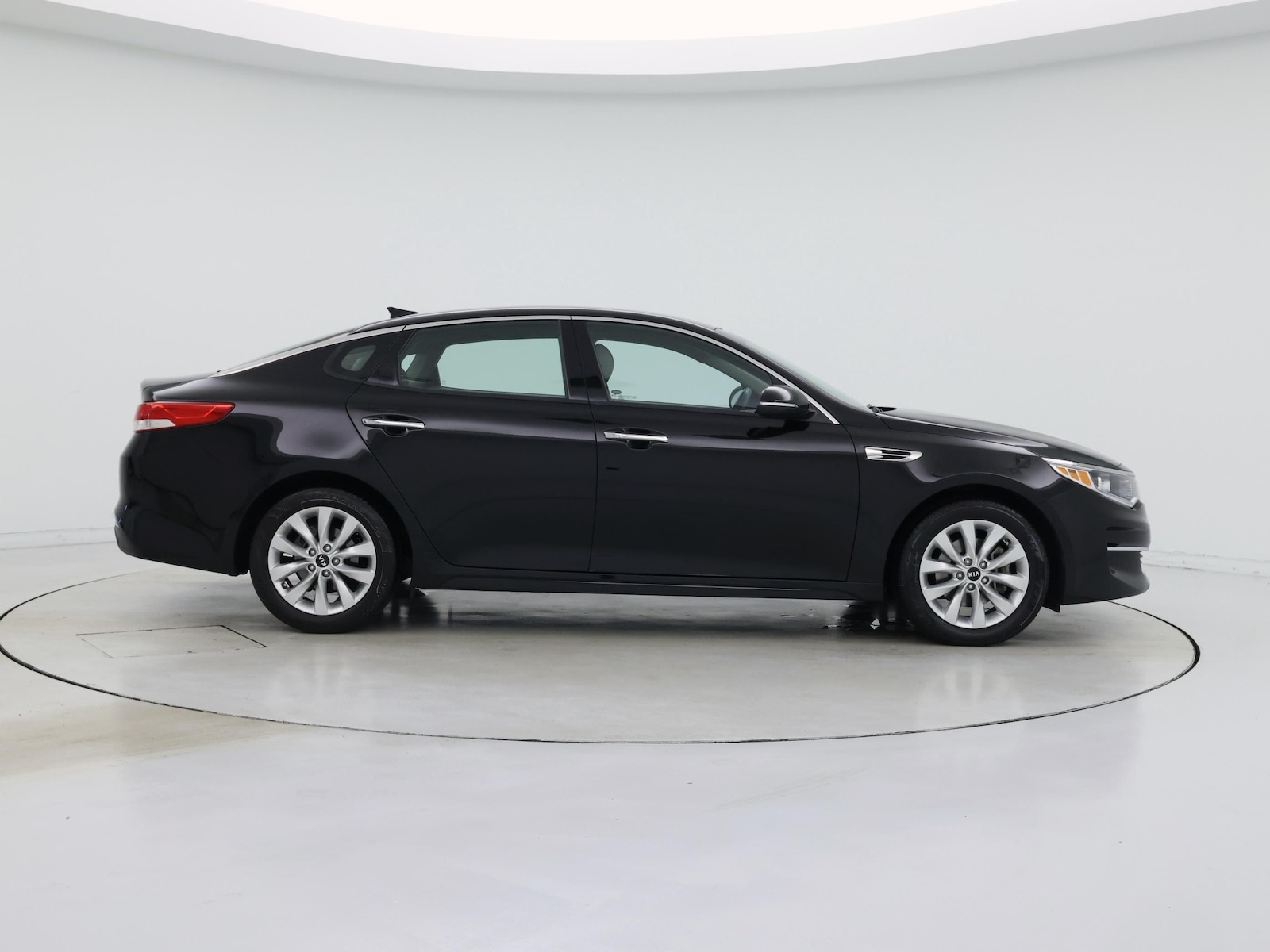 2018 Kia Optima EX - Photo 8