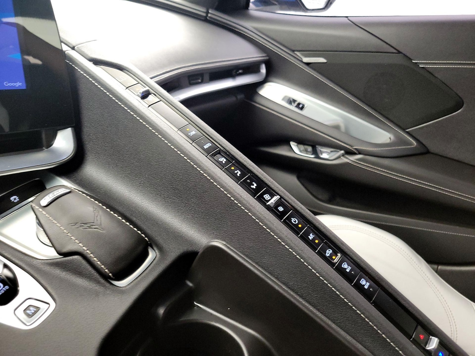 2025 Chevrolet Corvette 1LT - Photo 18