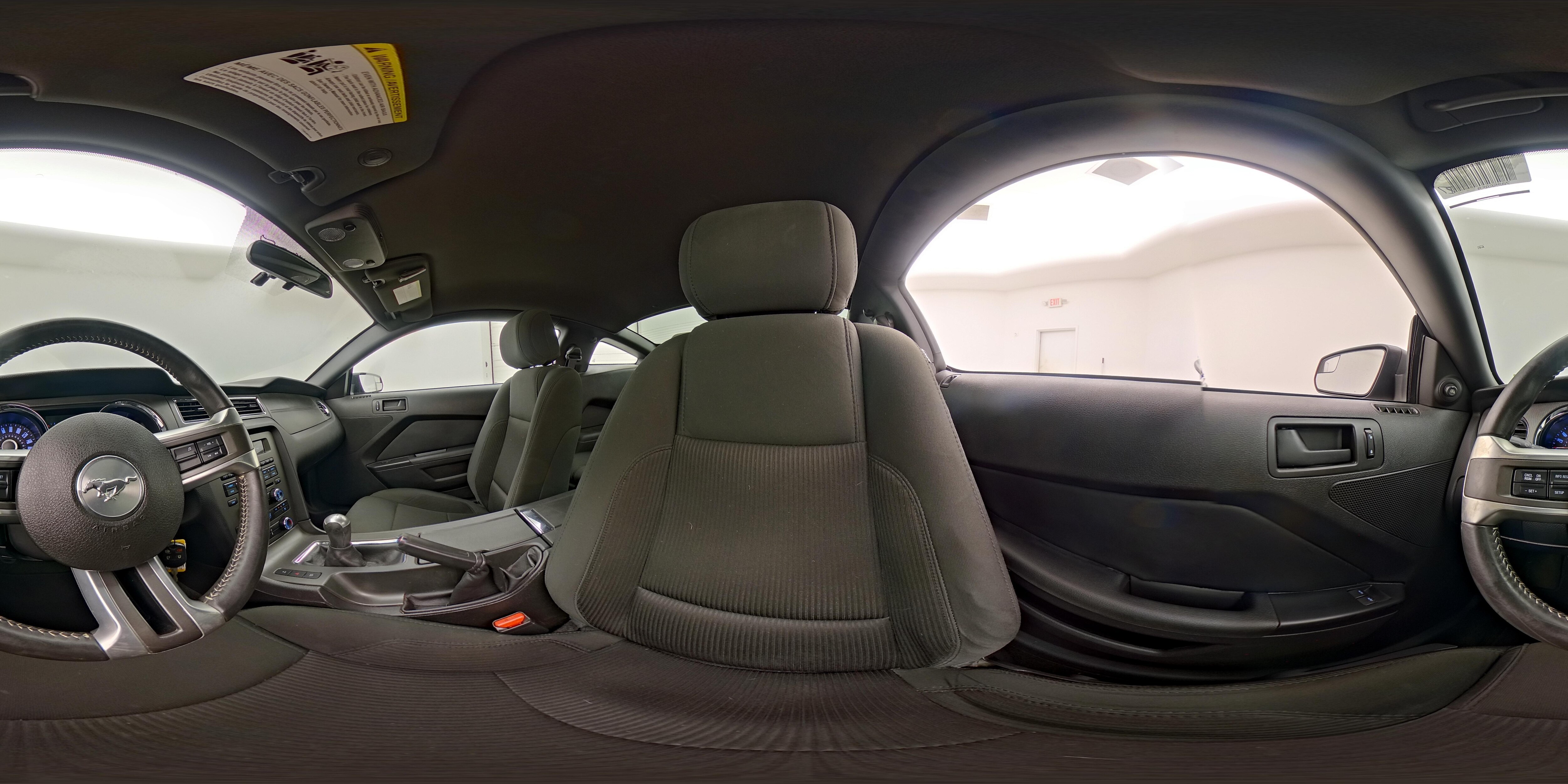 2014 Ford Mustang V6 - Photo 24