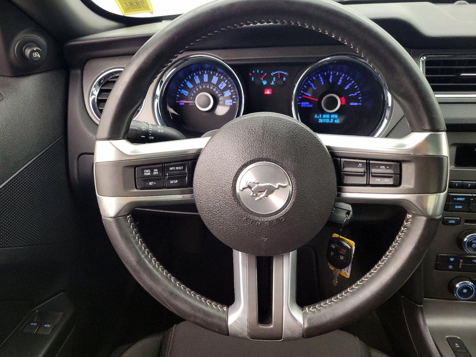 2014 Ford Mustang V6 - Photo 11