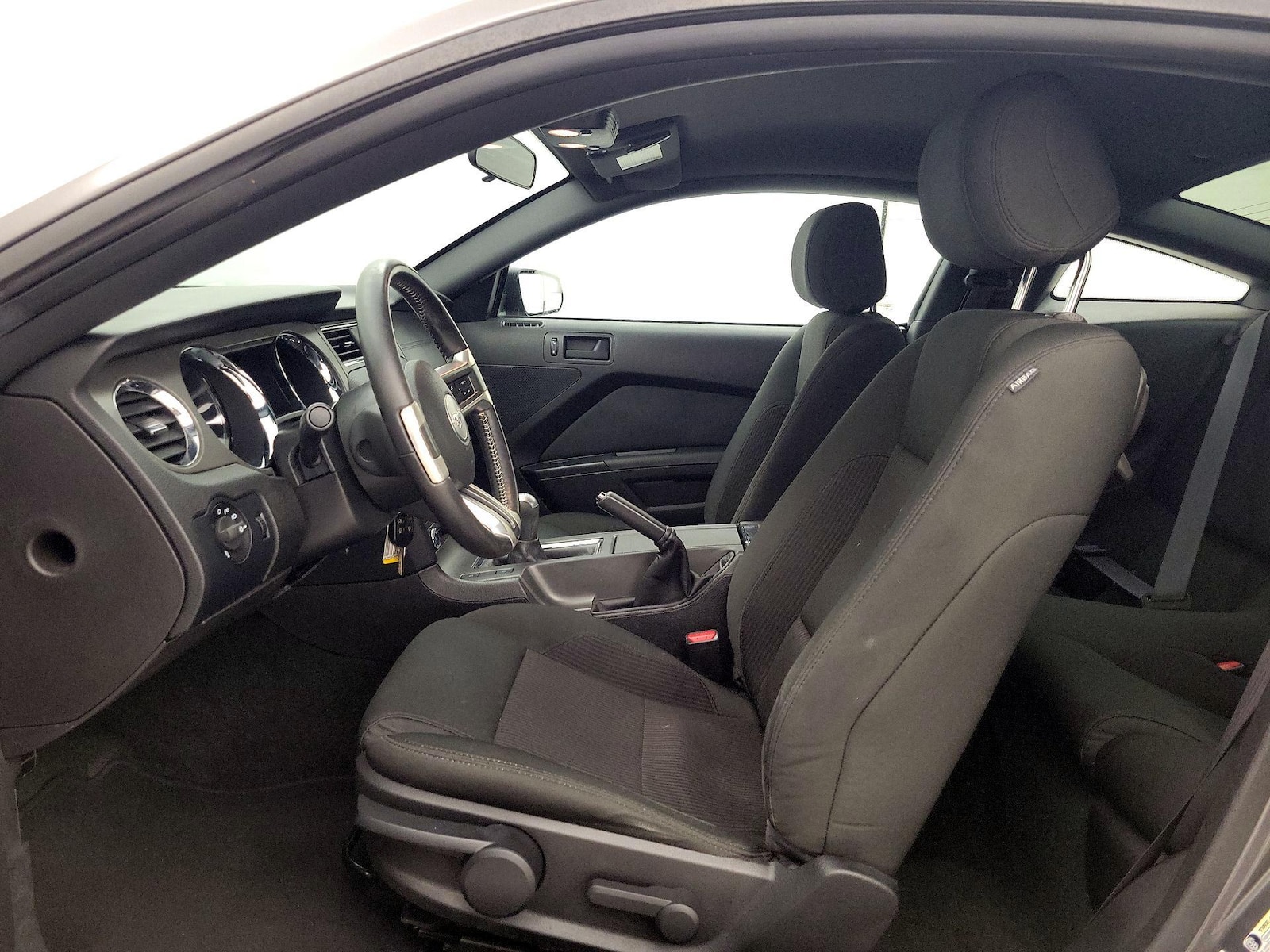 2014 Ford Mustang V6 - Photo 12