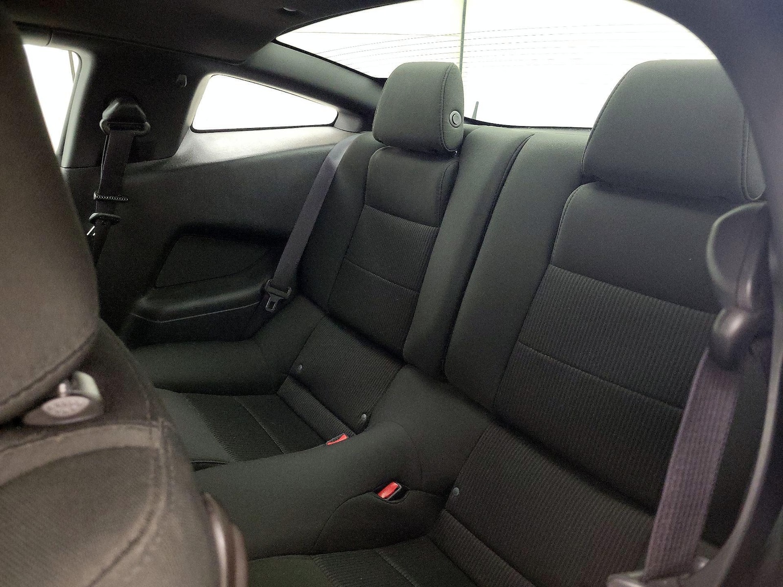 2014 Ford Mustang V6 - Photo 19