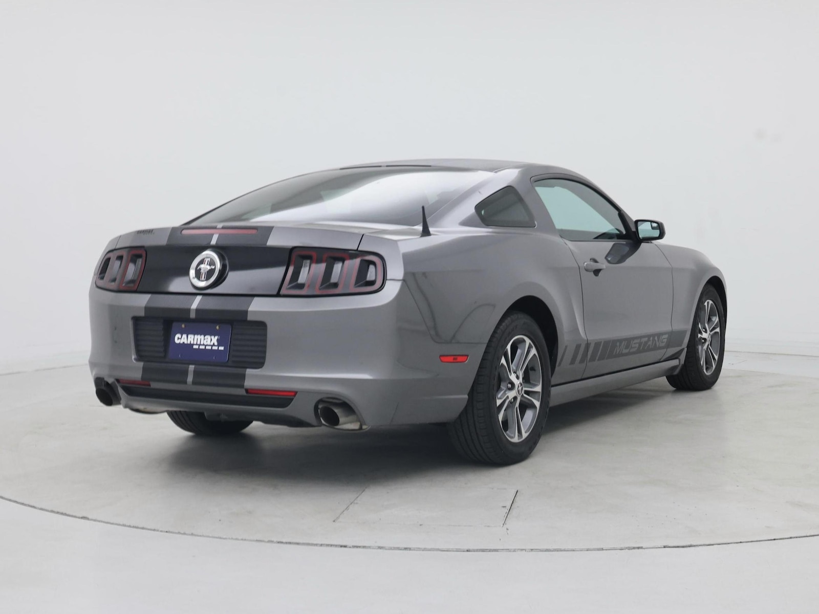 2014 Ford Mustang V6 - Photo 9