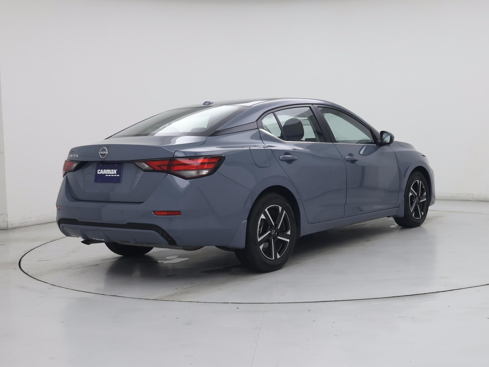 2025 Nissan Sentra SV - Photo 9