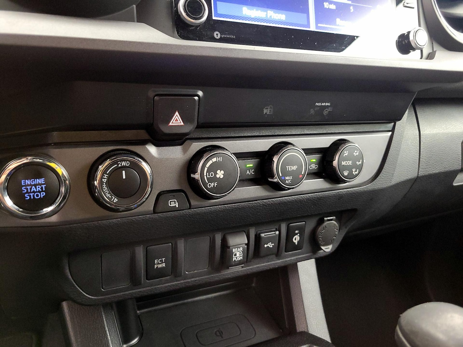 2020 Toyota Tacoma TRD Off Road - Photo 18