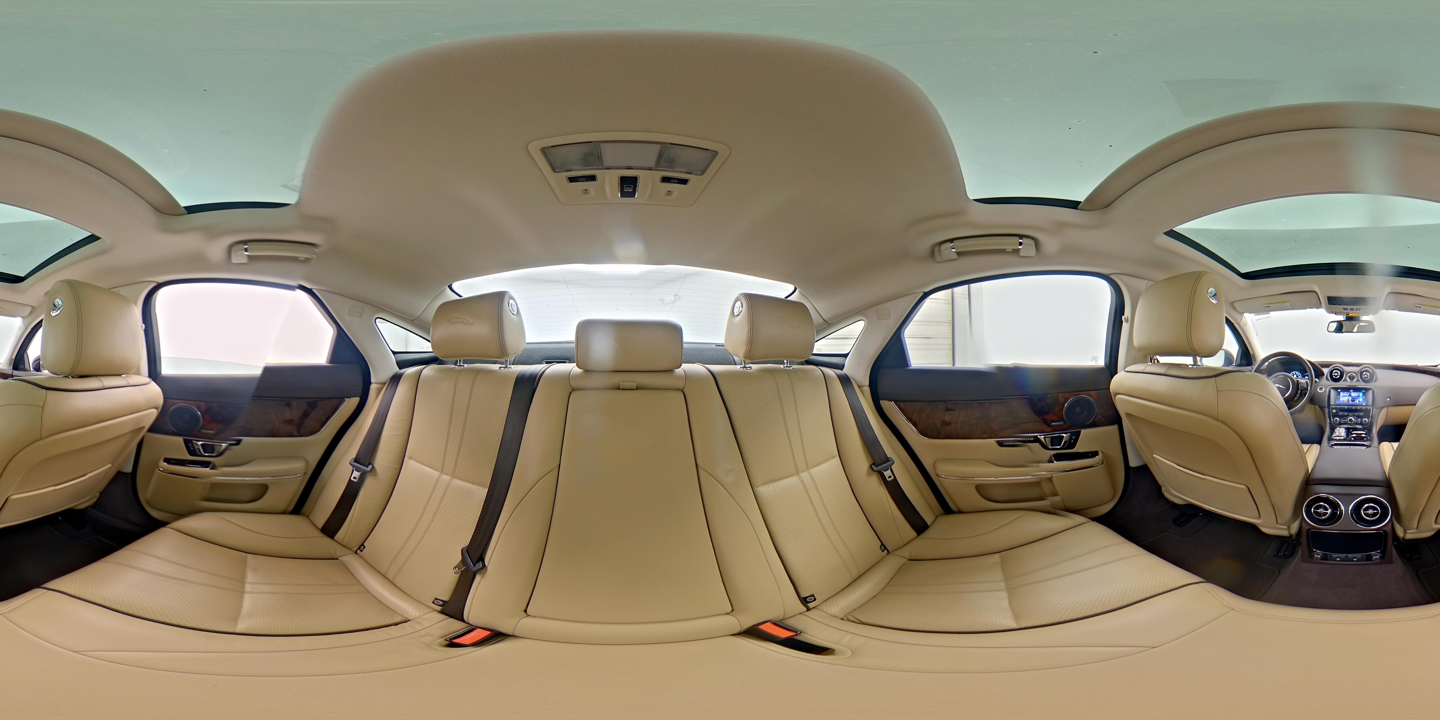 2016 Jaguar XJ R-Sport - Photo 25