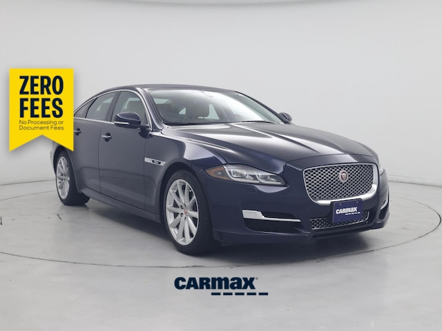 Blue 2016 Jaguar XJ-Series Sedan Rear-Wheel Drive Automatic