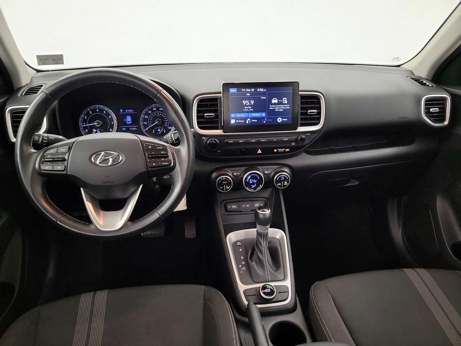 Apple CarPlay® & Android Auto™
