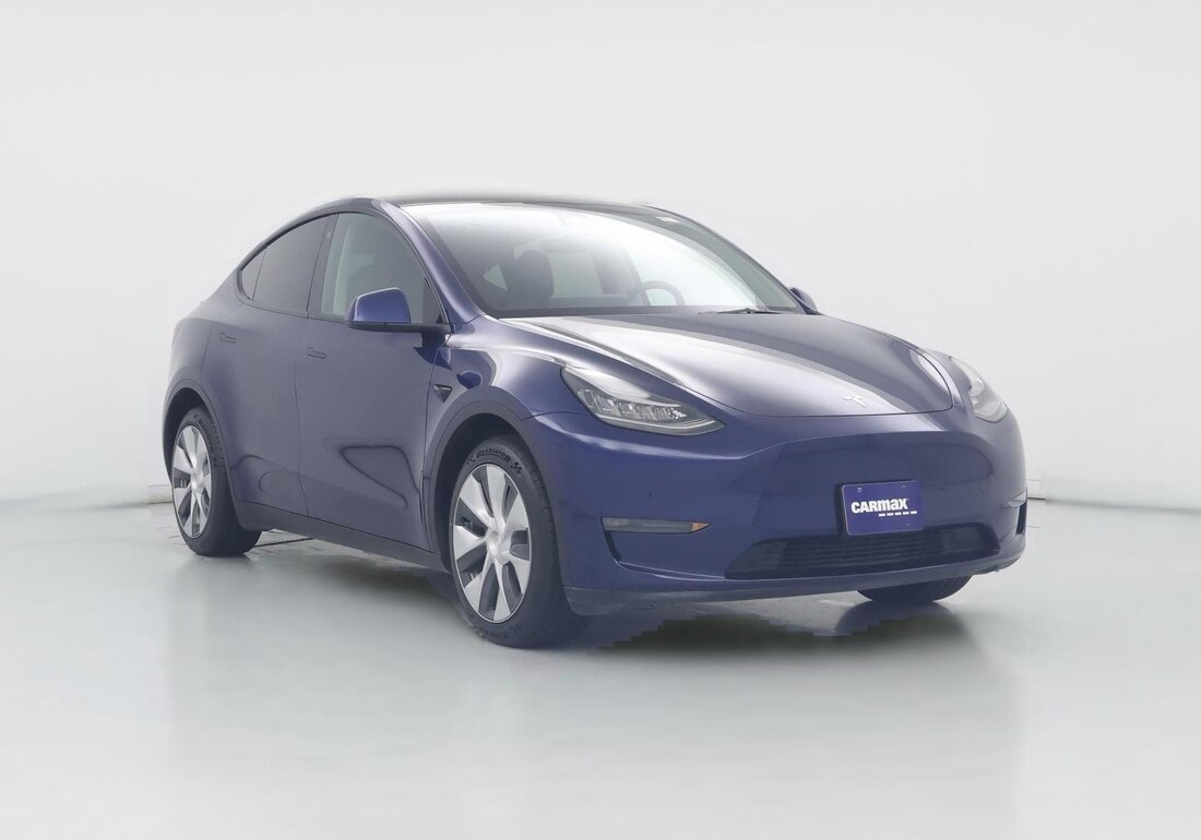2023 Tesla Model Y Long Range All-Wheel Drive in Blue — CarMax photo