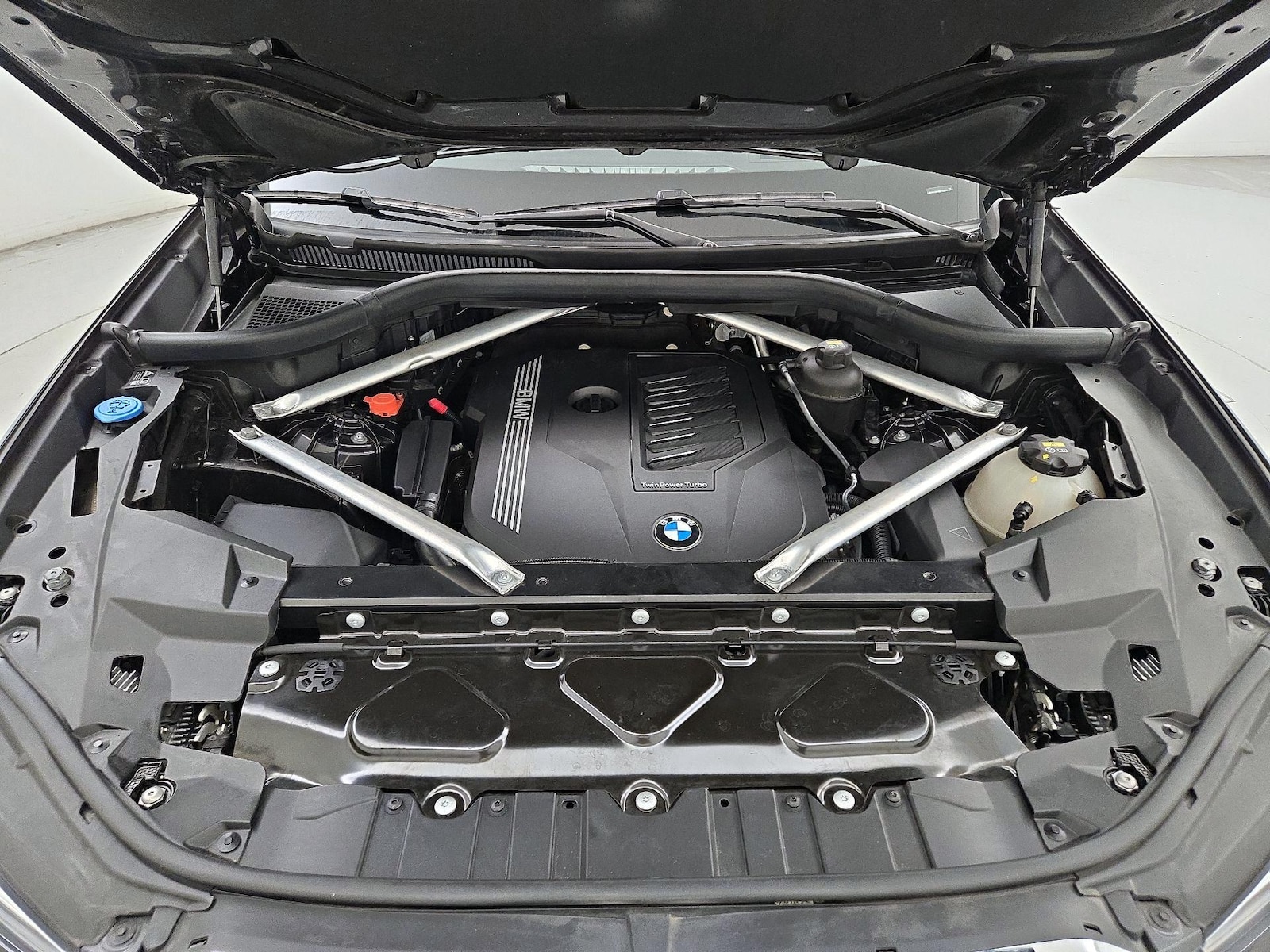 2020 BMW X5 40i - Photo 24