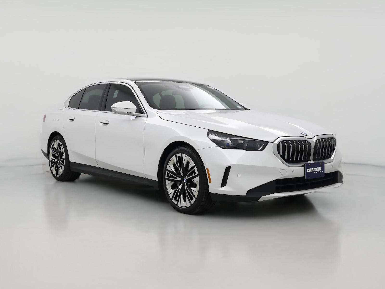 2024 BMW 5 Series 530i