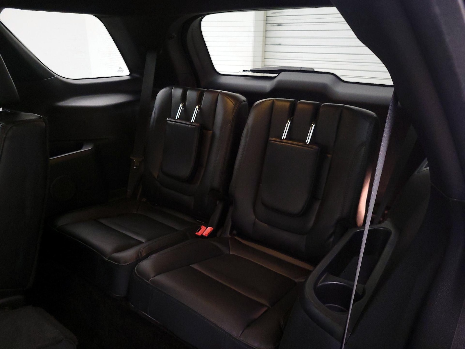 2016 Ford Explorer XLT - Photo 21