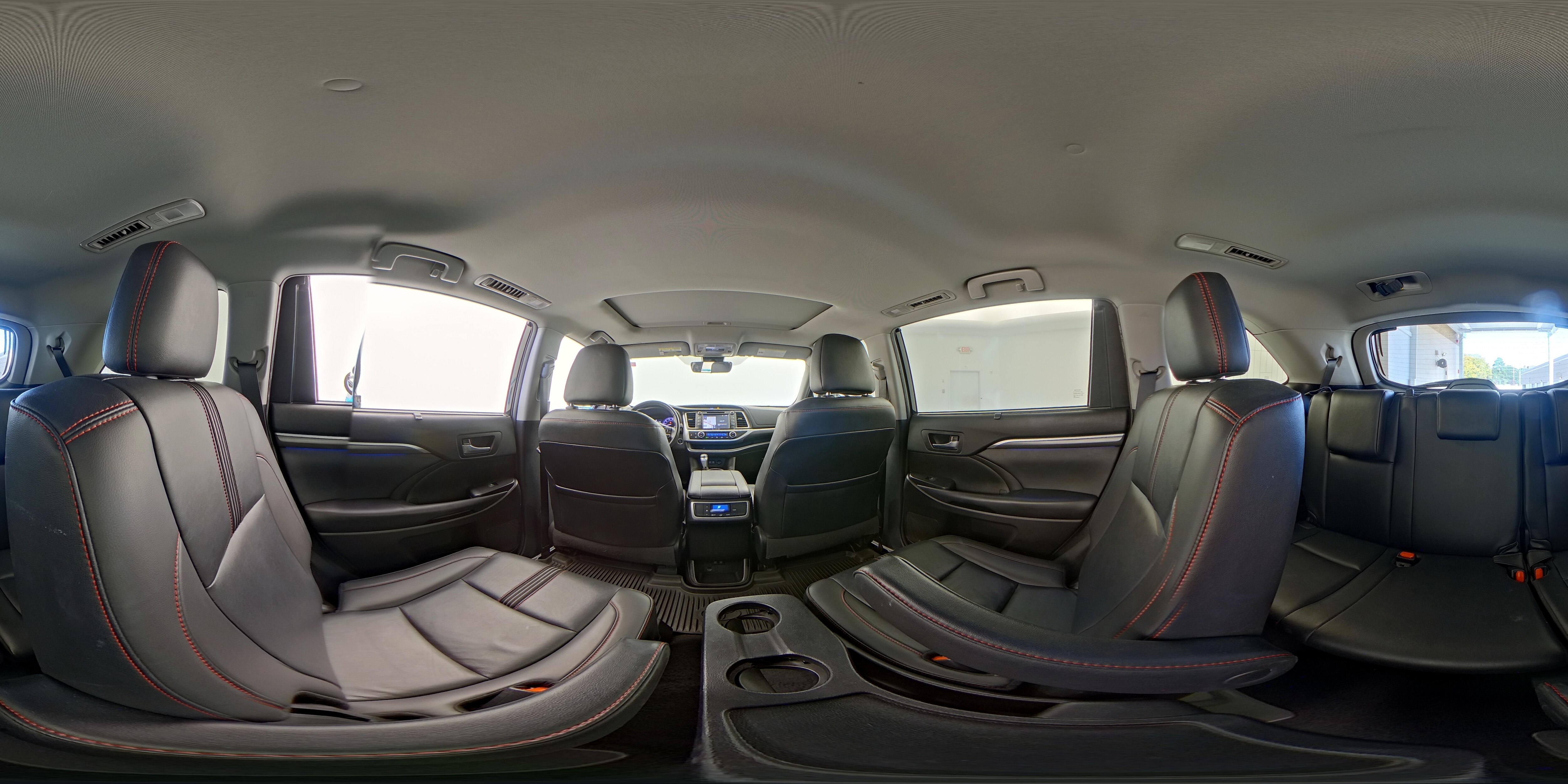 2019 Toyota Highlander SE - Photo 25