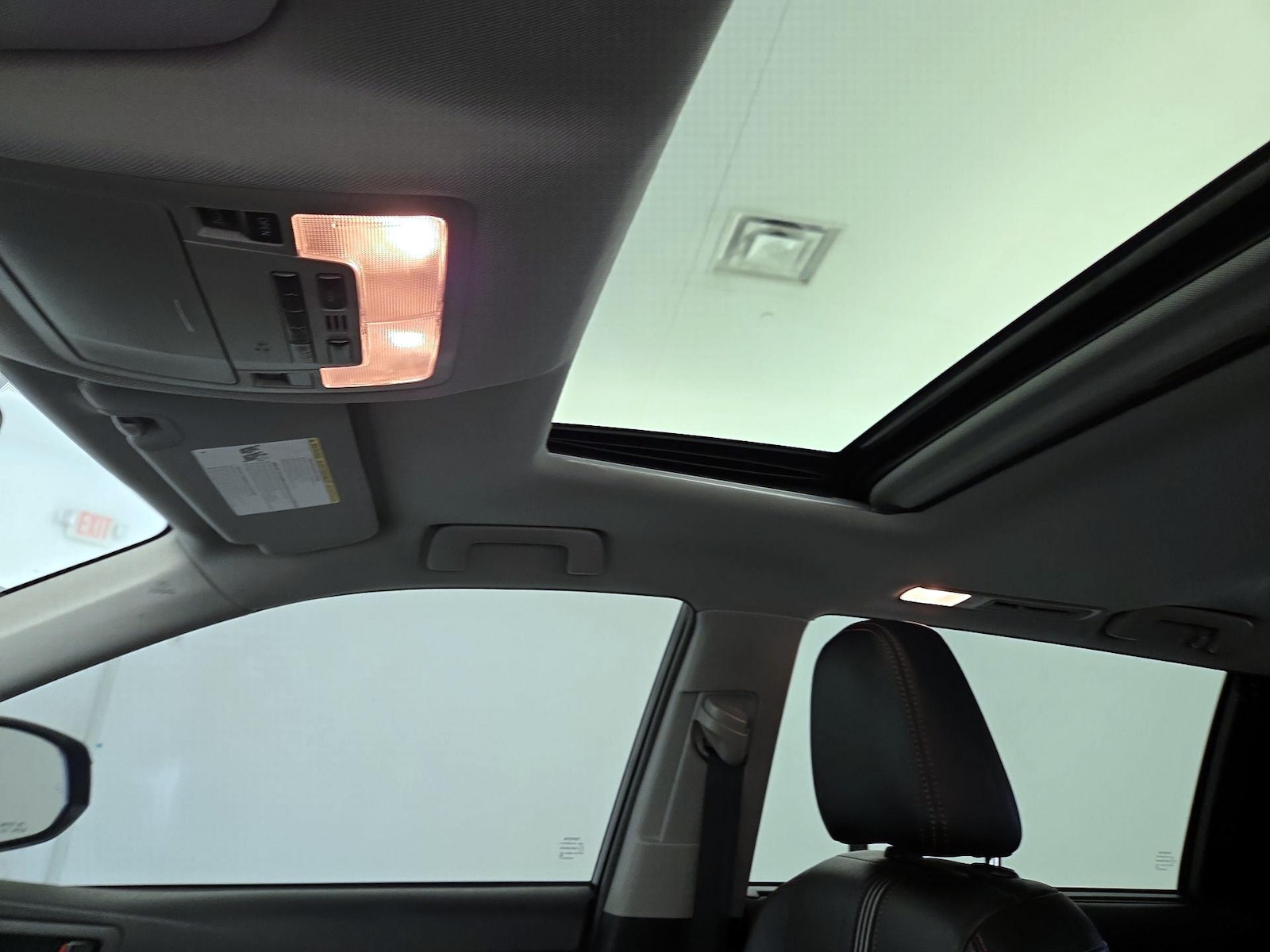 2019 Toyota Highlander SE - Photo 18
