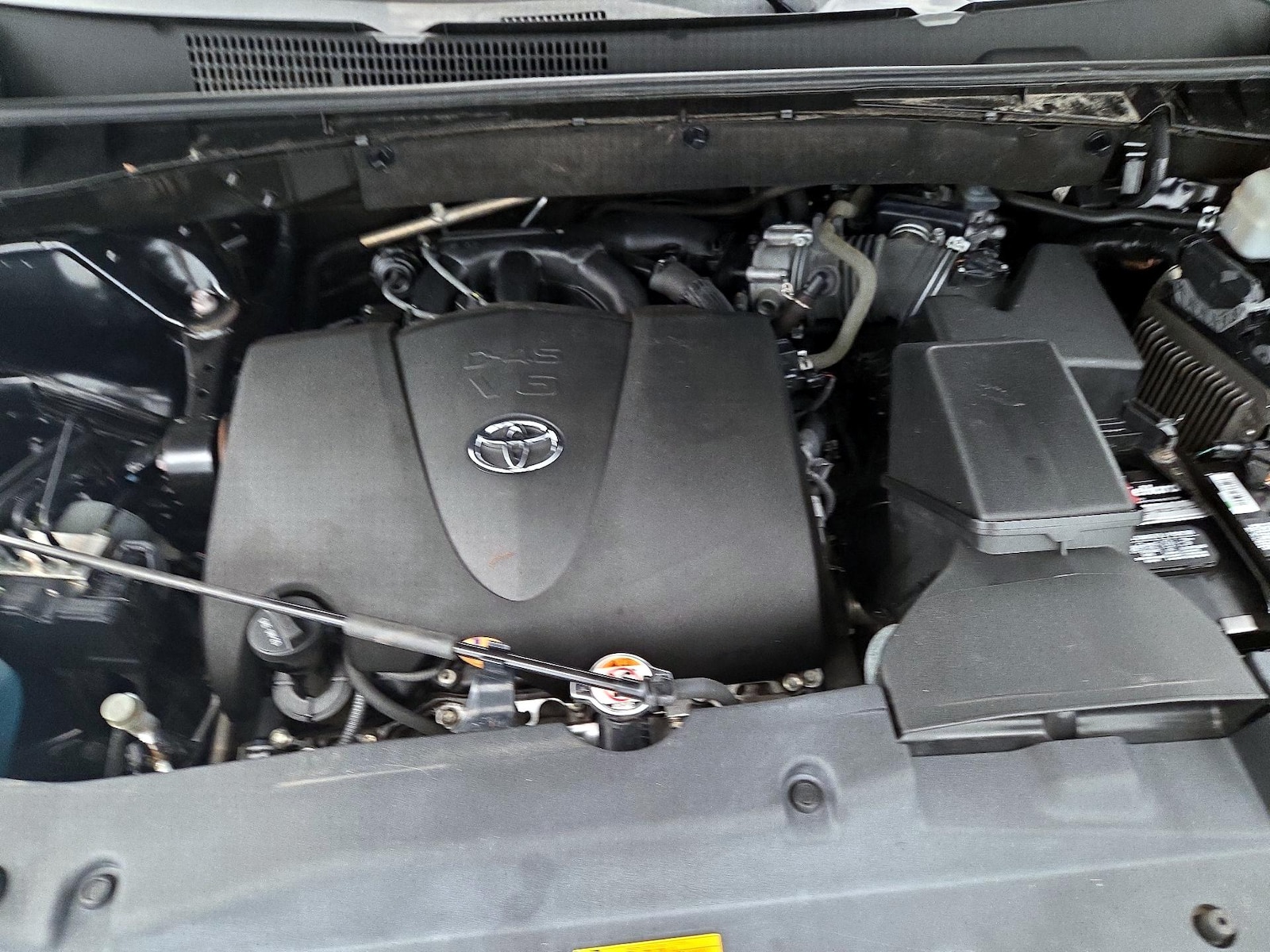 2019 Toyota Highlander SE - Photo 22