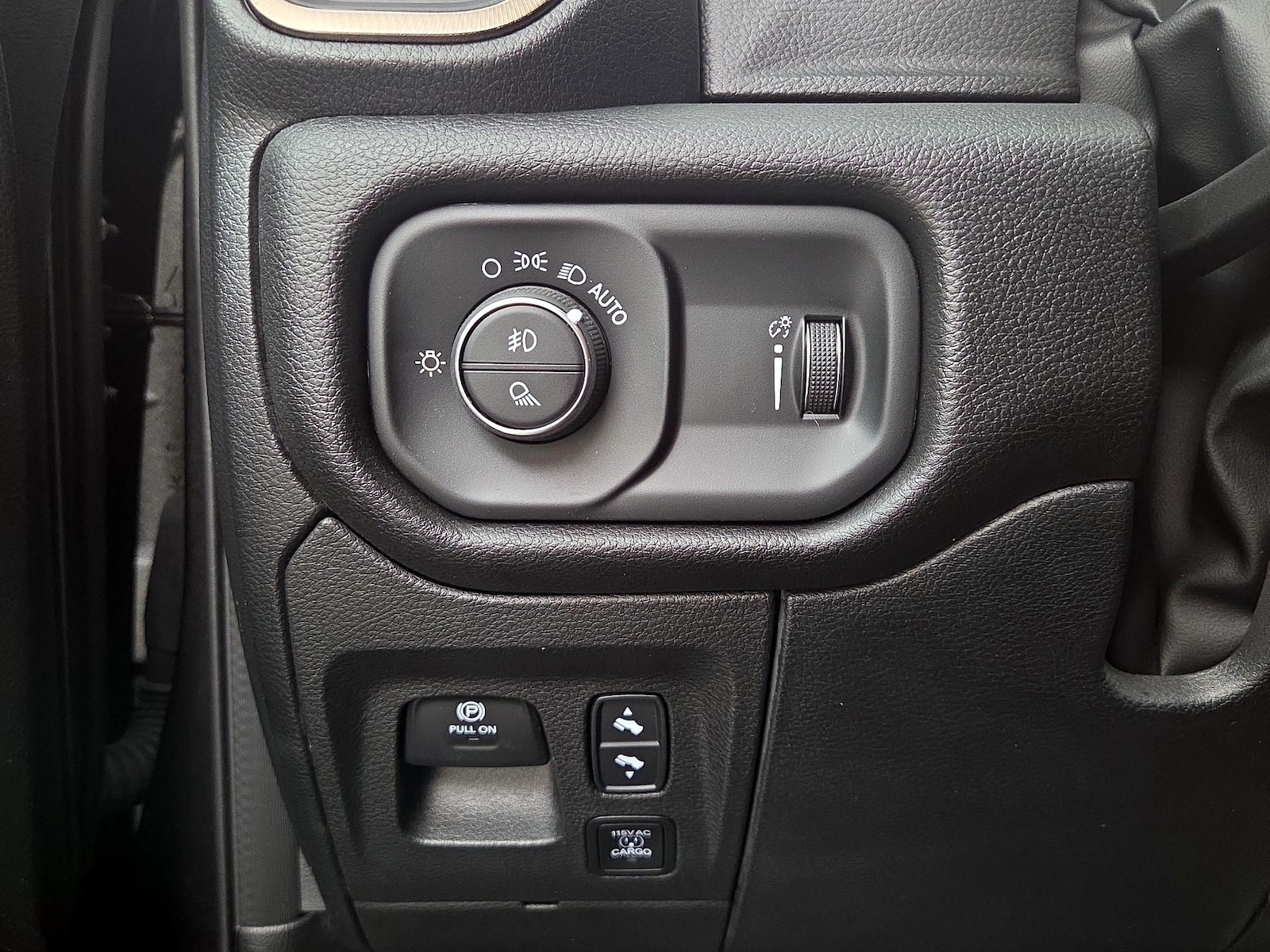 2023 RAM Ram 1500 Pickup Rebel - Photo 14