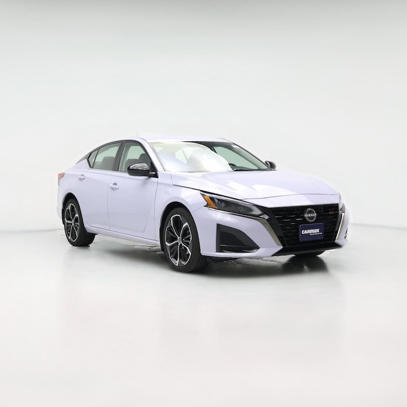 2023 Nissan Altima SR