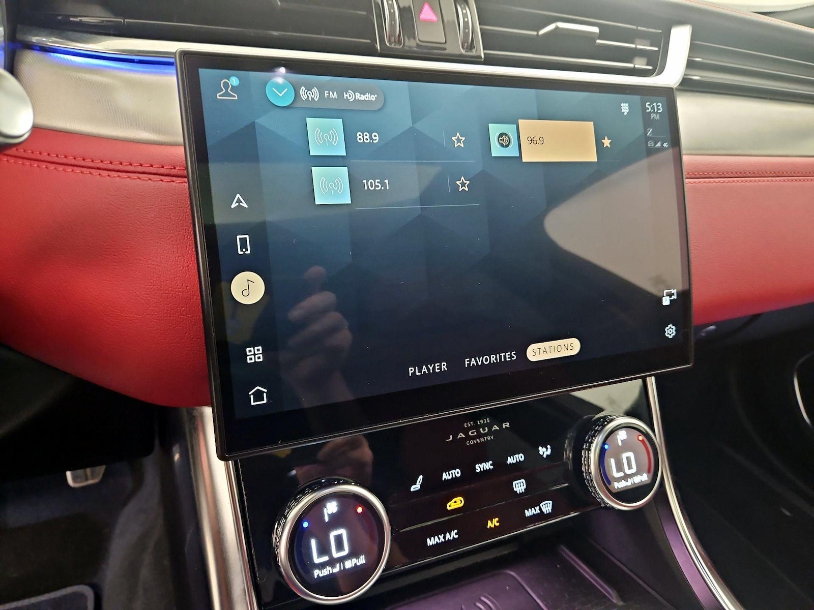 2022 Jaguar XF R-Dynamic SE - Photo 16