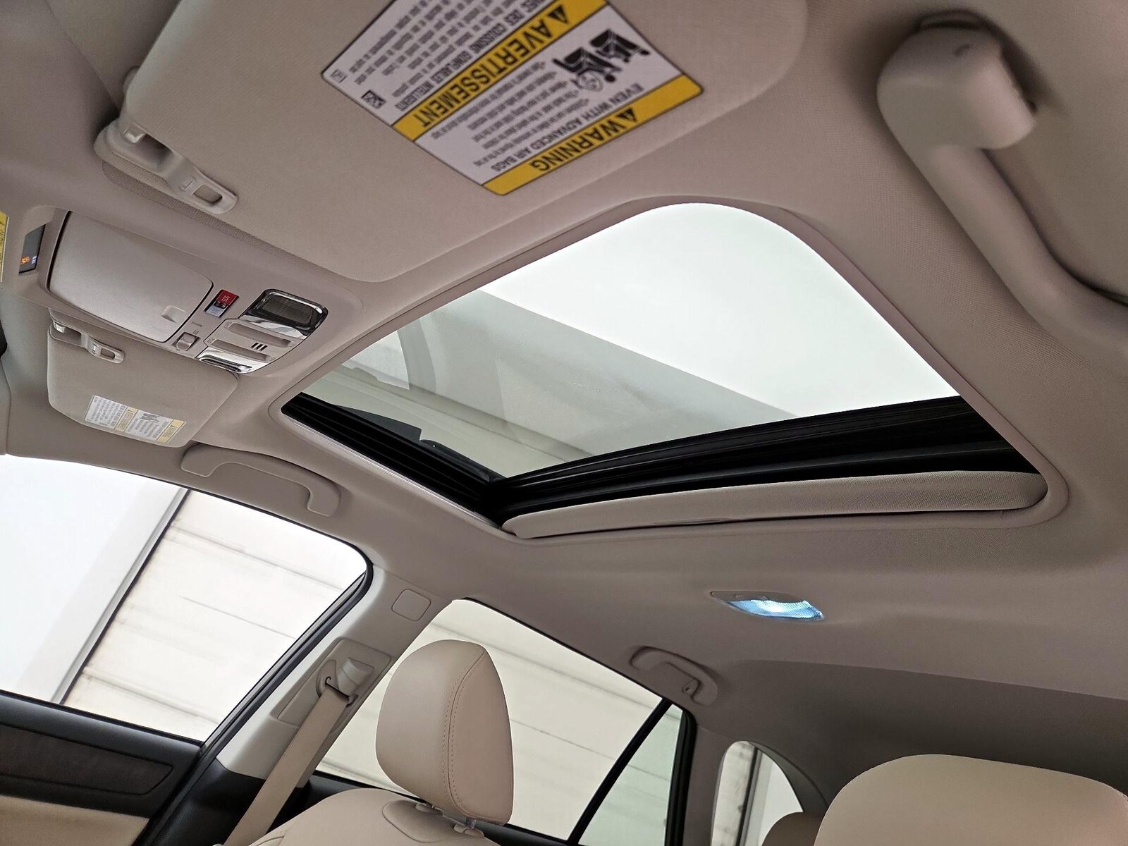 Sunroof(s) & Overhead Airbags