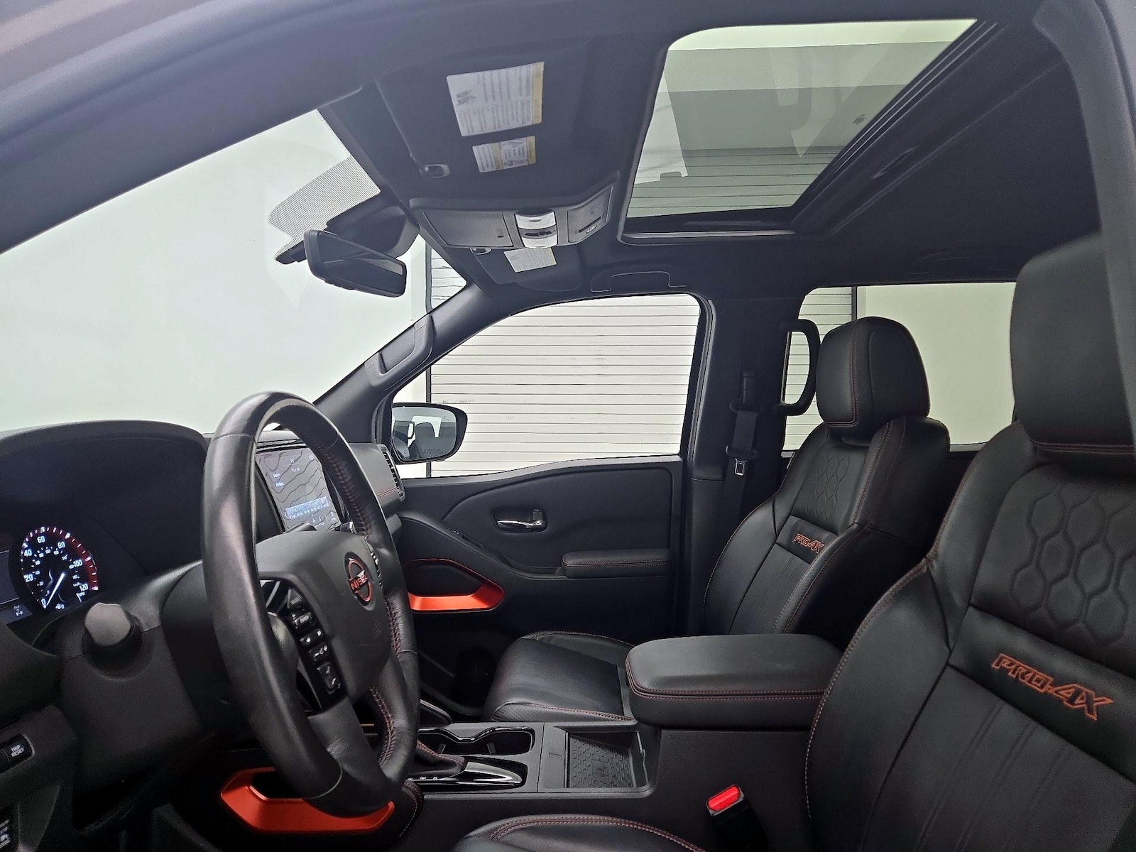 Sunroof(s) & Overhead Airbags