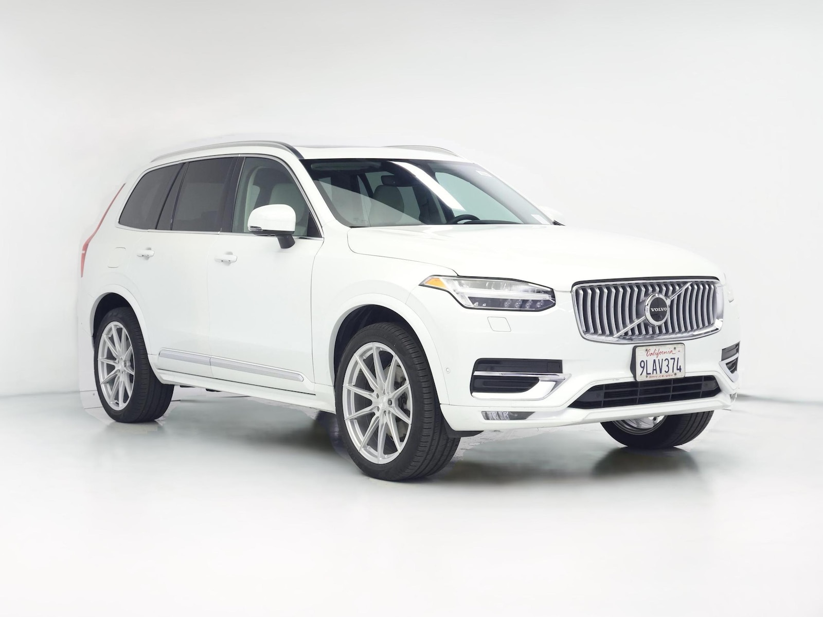 2023 Volvo XC90