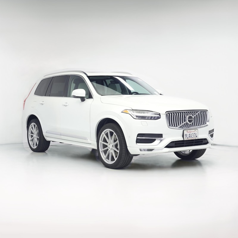 2023 Volvo XC90 B6 Plus