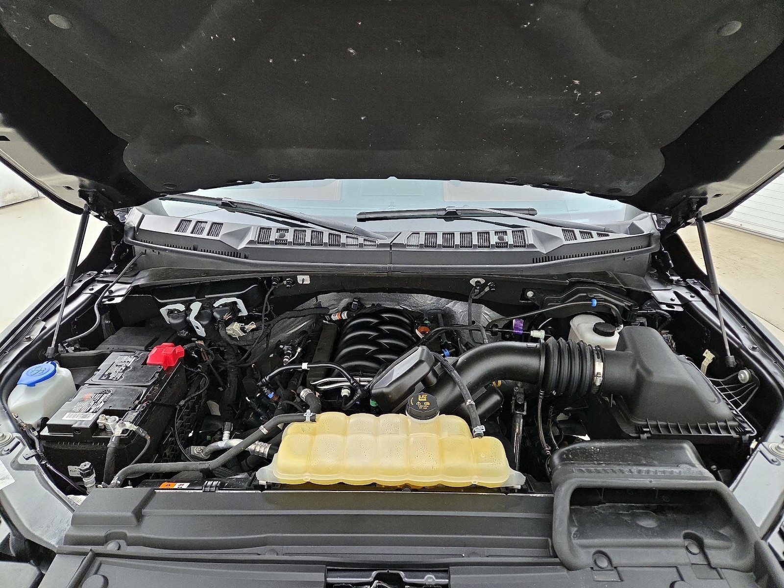 2020 Ford F-150 Platinum - Photo 24