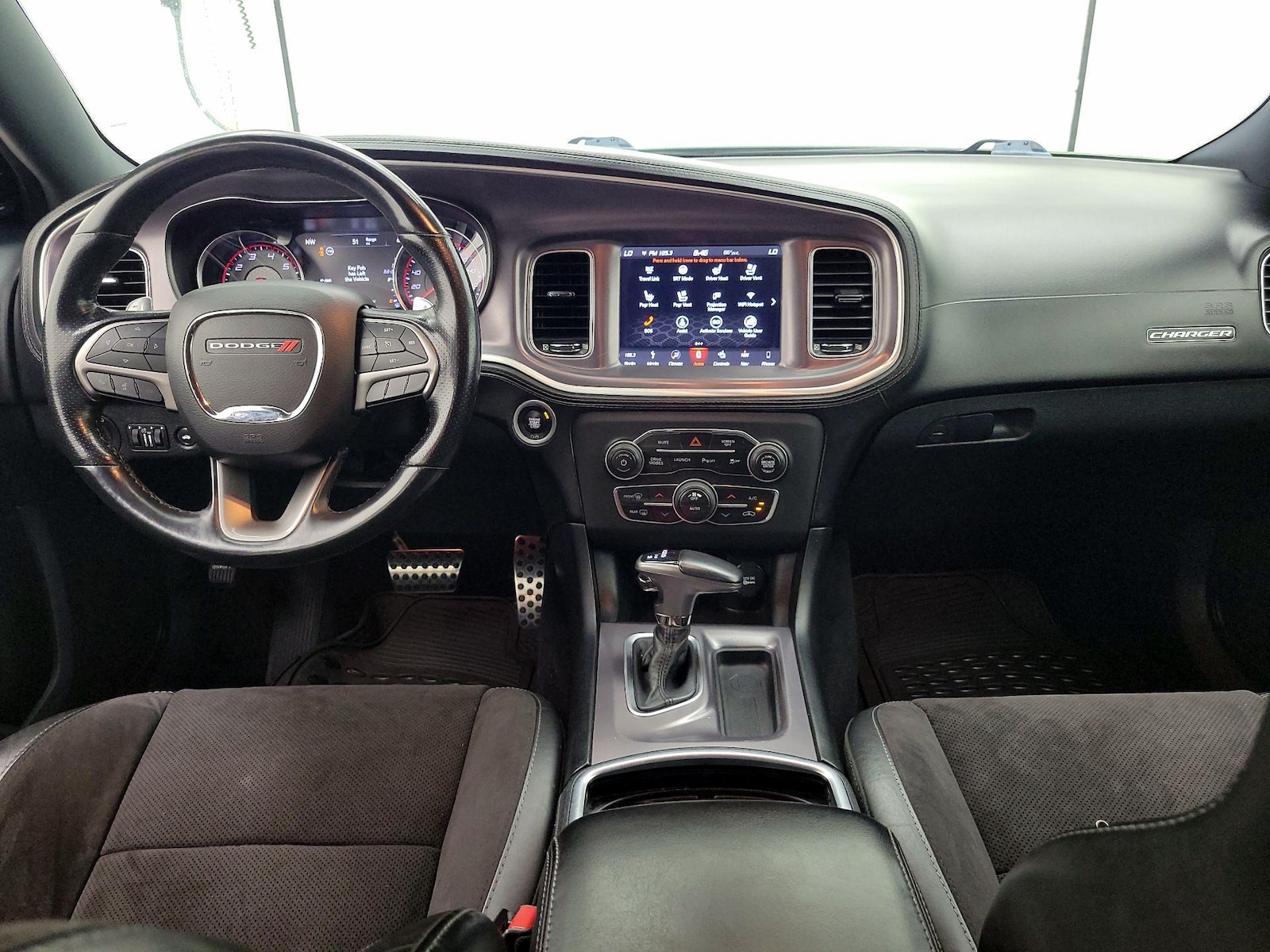 Apple CarPlay® & Android Auto™