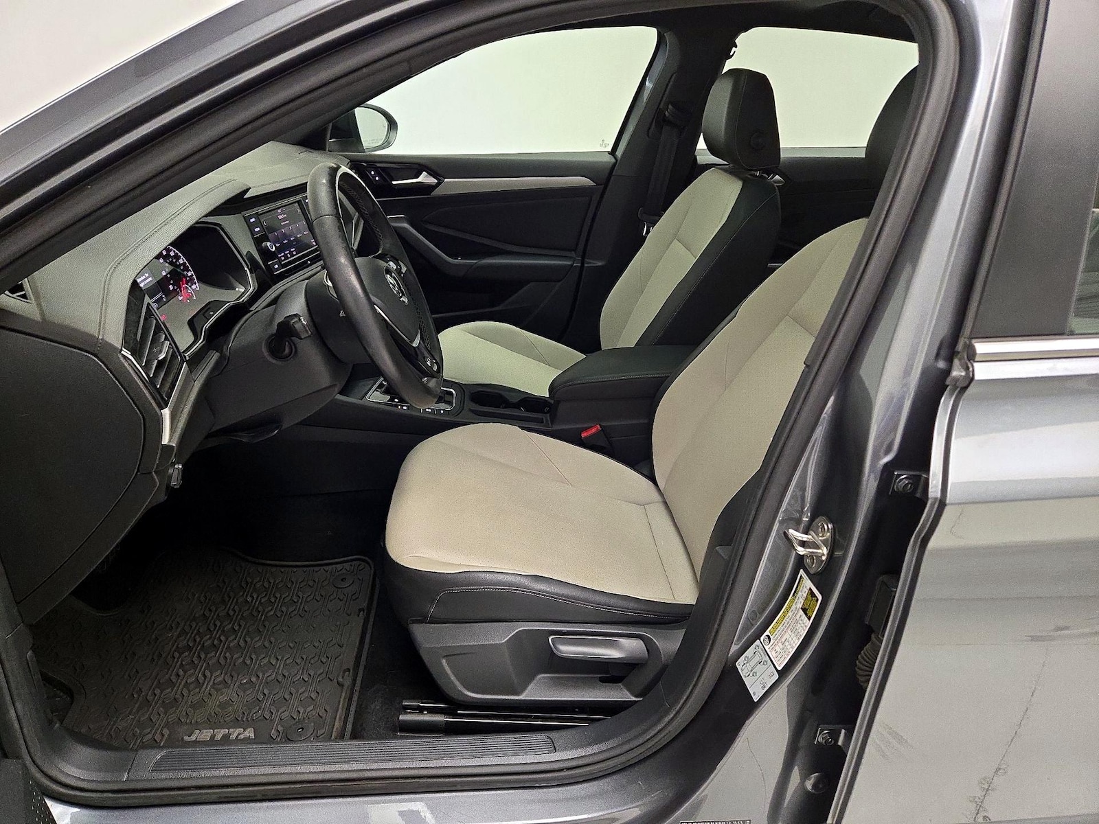 2019 Volkswagen Jetta R-Line - Photo 12