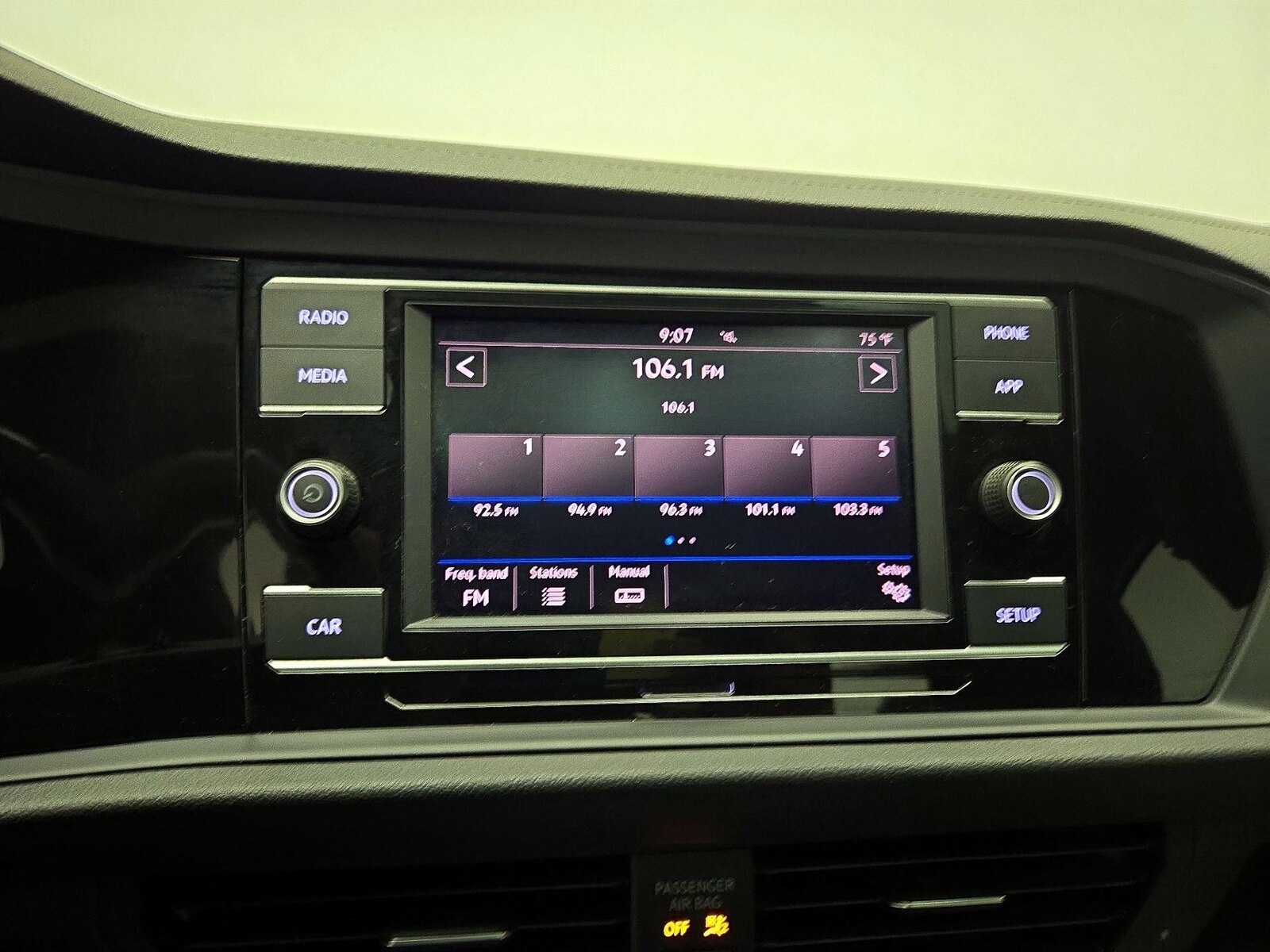 2019 Volkswagen Jetta R-Line - Photo 16