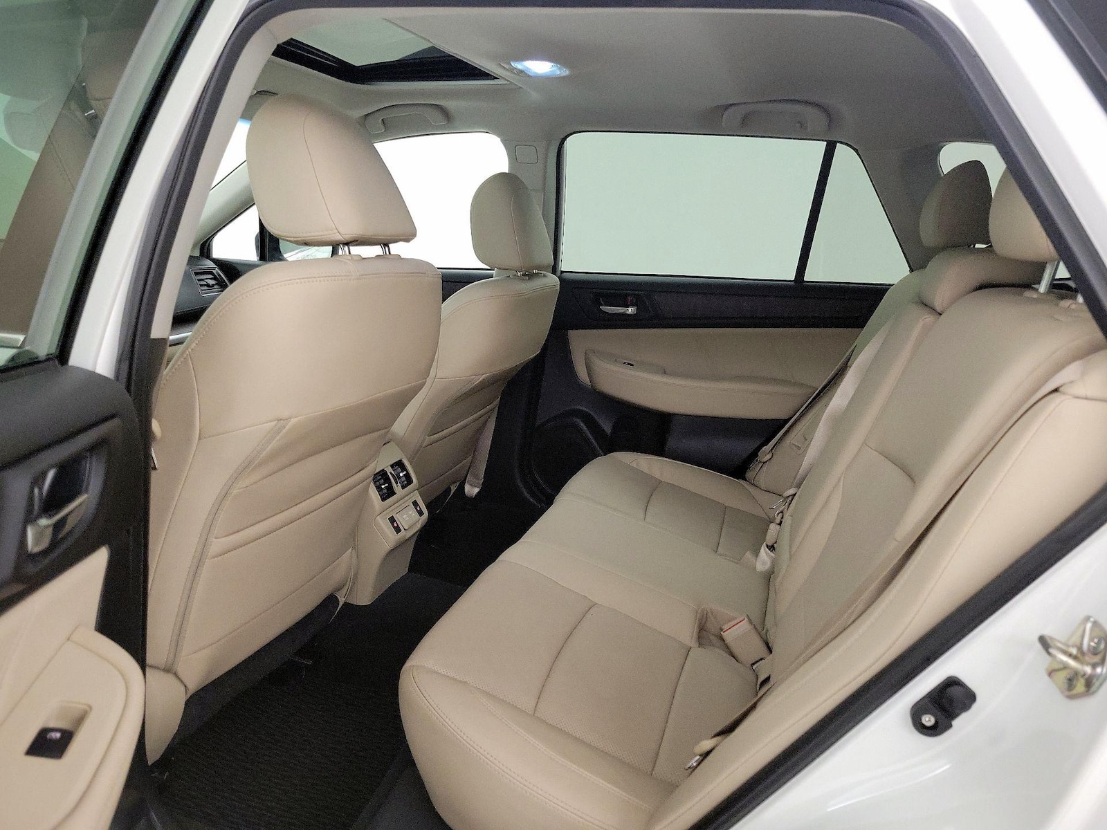 2019 Subaru Outback Limited - Photo 22