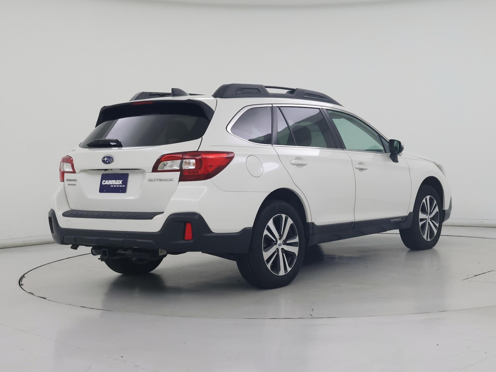 2019 Subaru Outback Limited - Photo 9