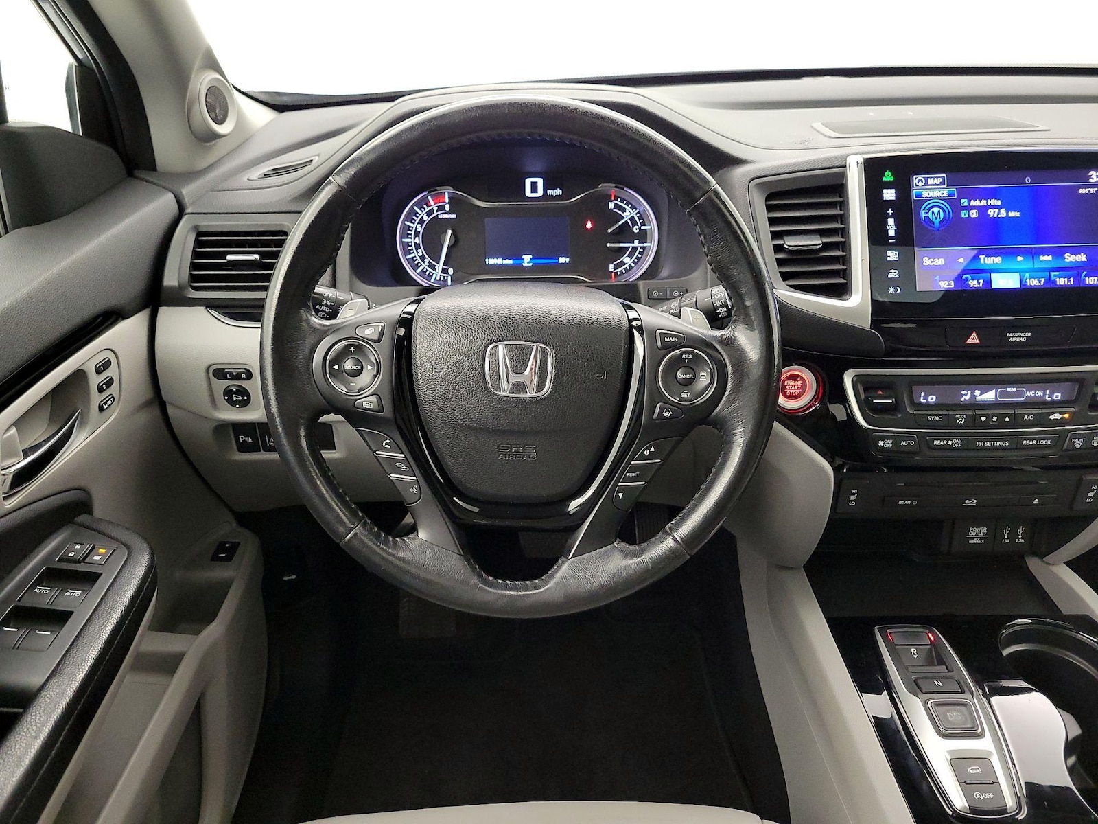 2016 Honda Pilot Touring - Photo 11