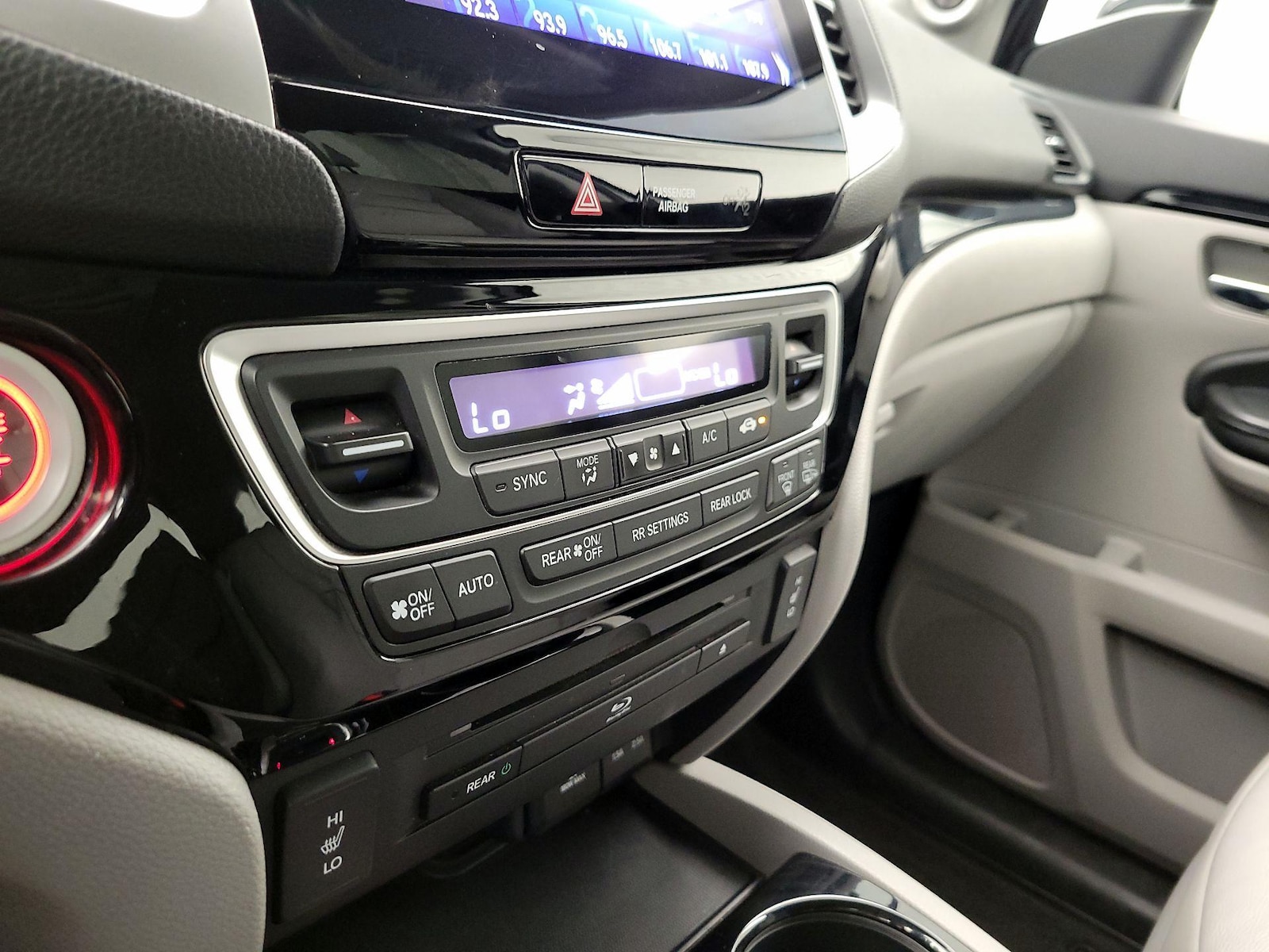 2016 Honda Pilot Touring - Photo 18