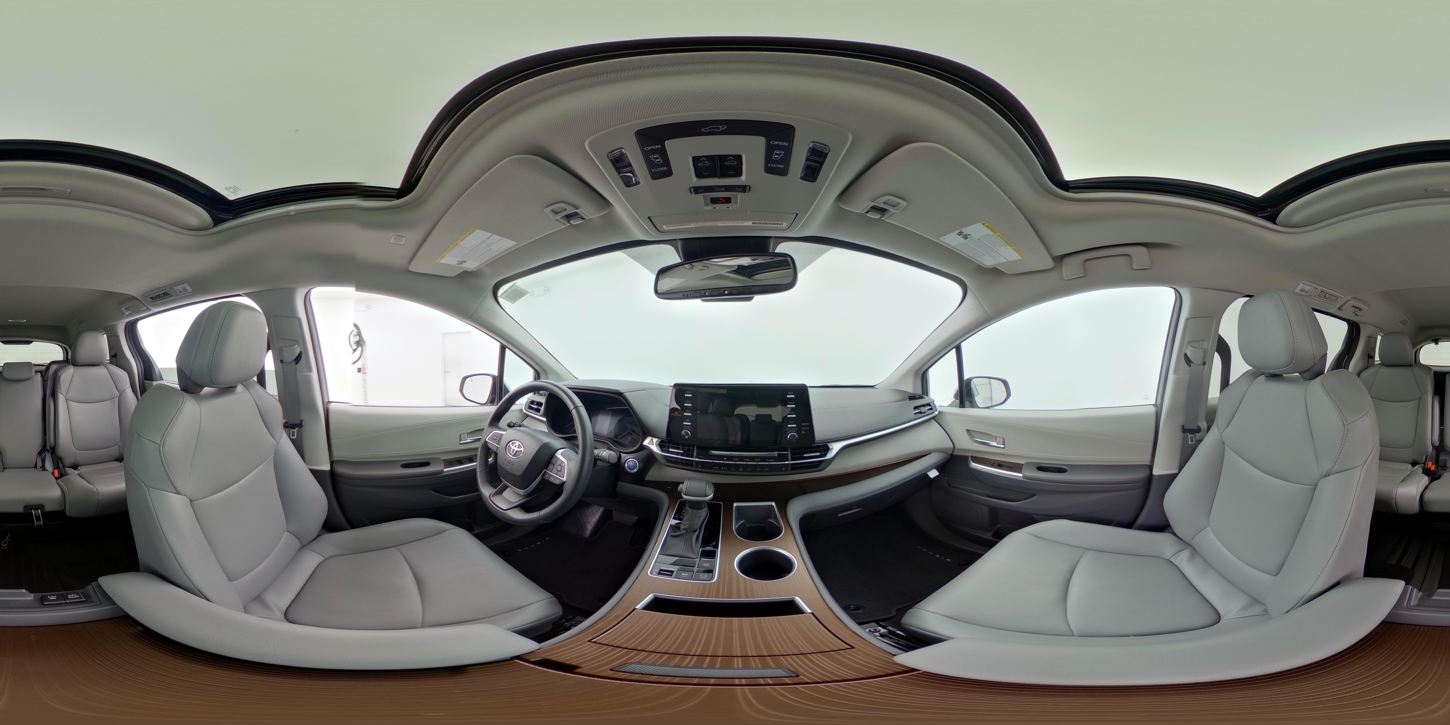 2024 Toyota Sienna XLE - Photo 27