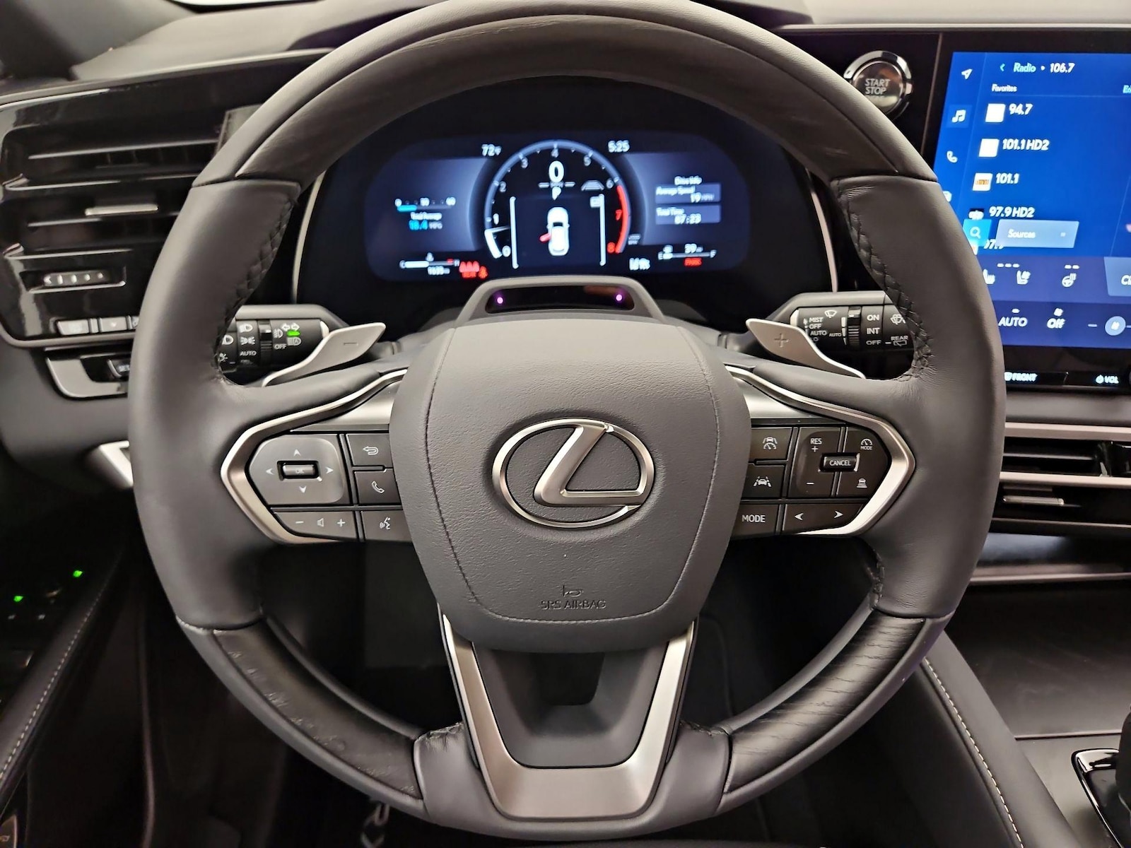 2026 Lexus RX 350 - Photo 11